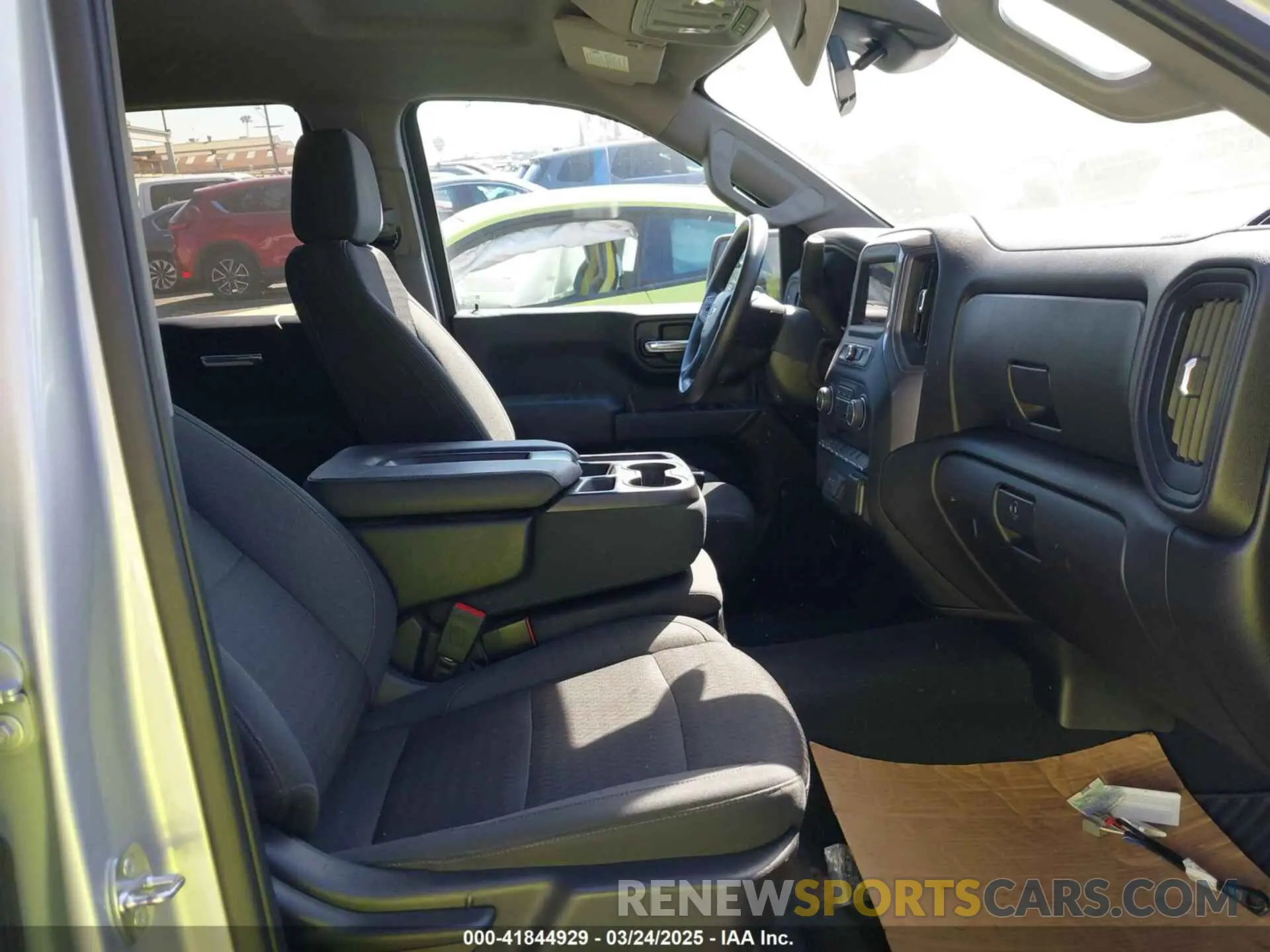 5 Photograph of a damaged car 1GCPABEK5NZ509697 CHEVROLET SILVERADO 1500 2022