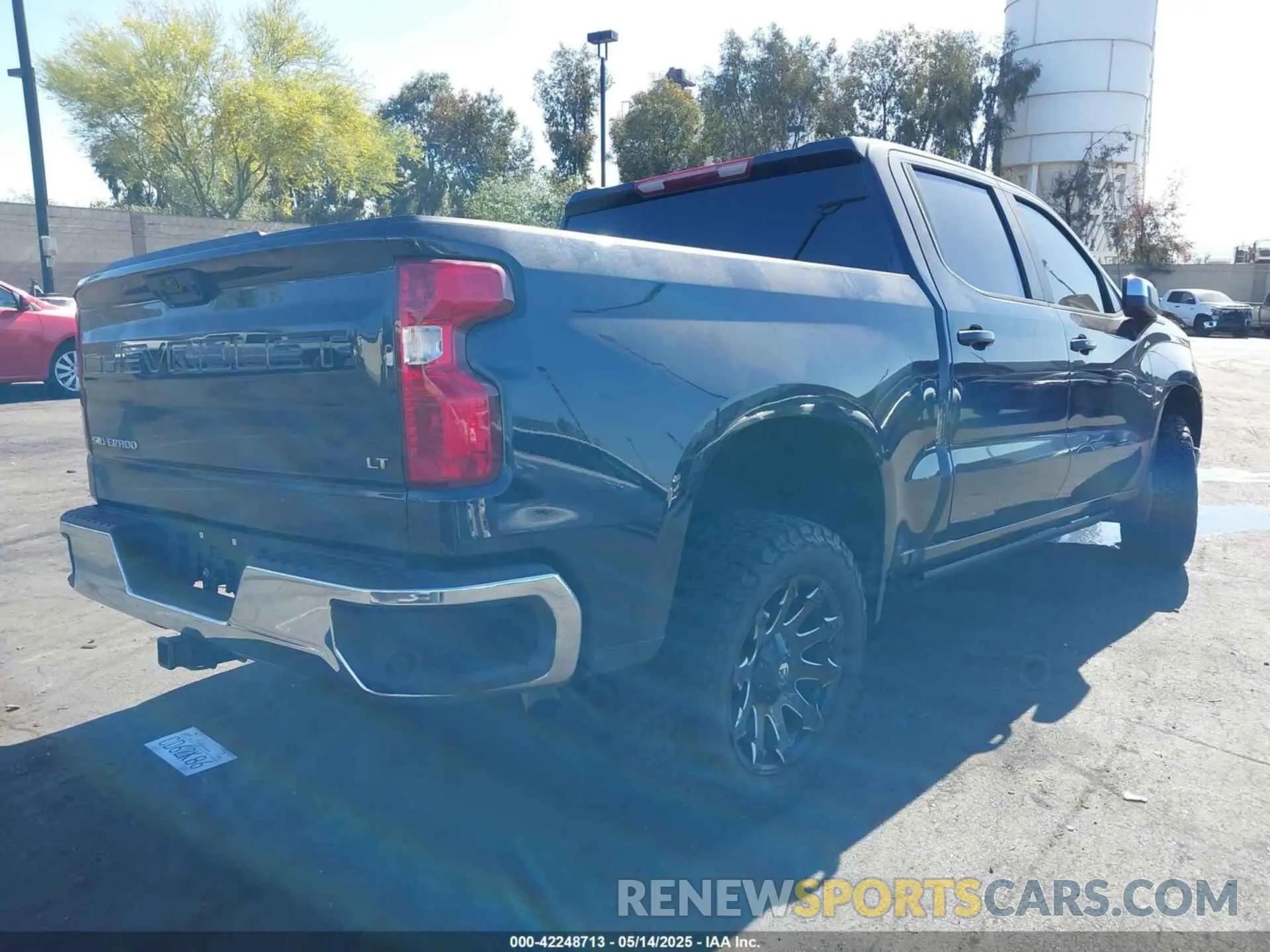 4 Photograph of a damaged car 1GCPACEK1NZ530813 CHEVROLET SILVERADO 1500 2022