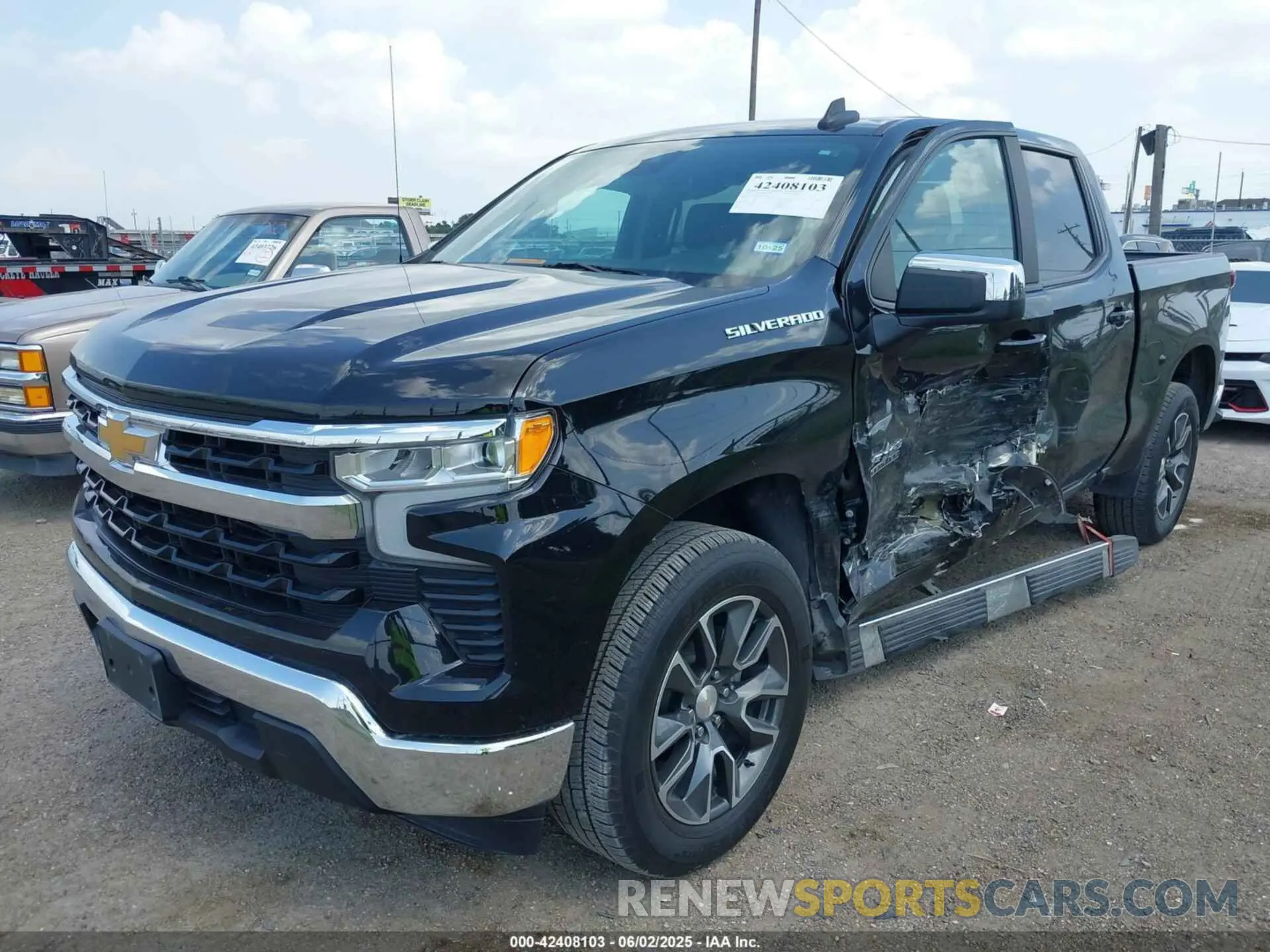 2 Photograph of a damaged car 1GCPACEK2NZ621623 CHEVROLET SILVERADO 1500 2022