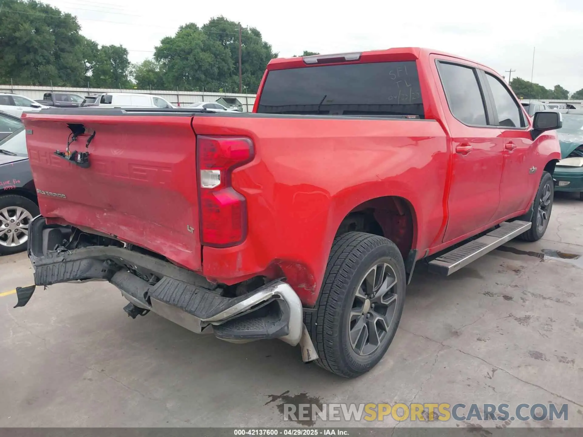 4 Photograph of a damaged car 1GCPACEK8NZ624395 CHEVROLET SILVERADO 1500 2022