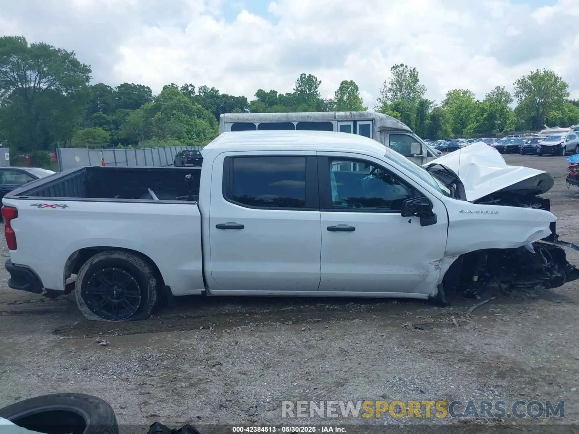 13 Photograph of a damaged car 1GCPDAEK1NZ581577 CHEVROLET SILVERADO 1500 2022