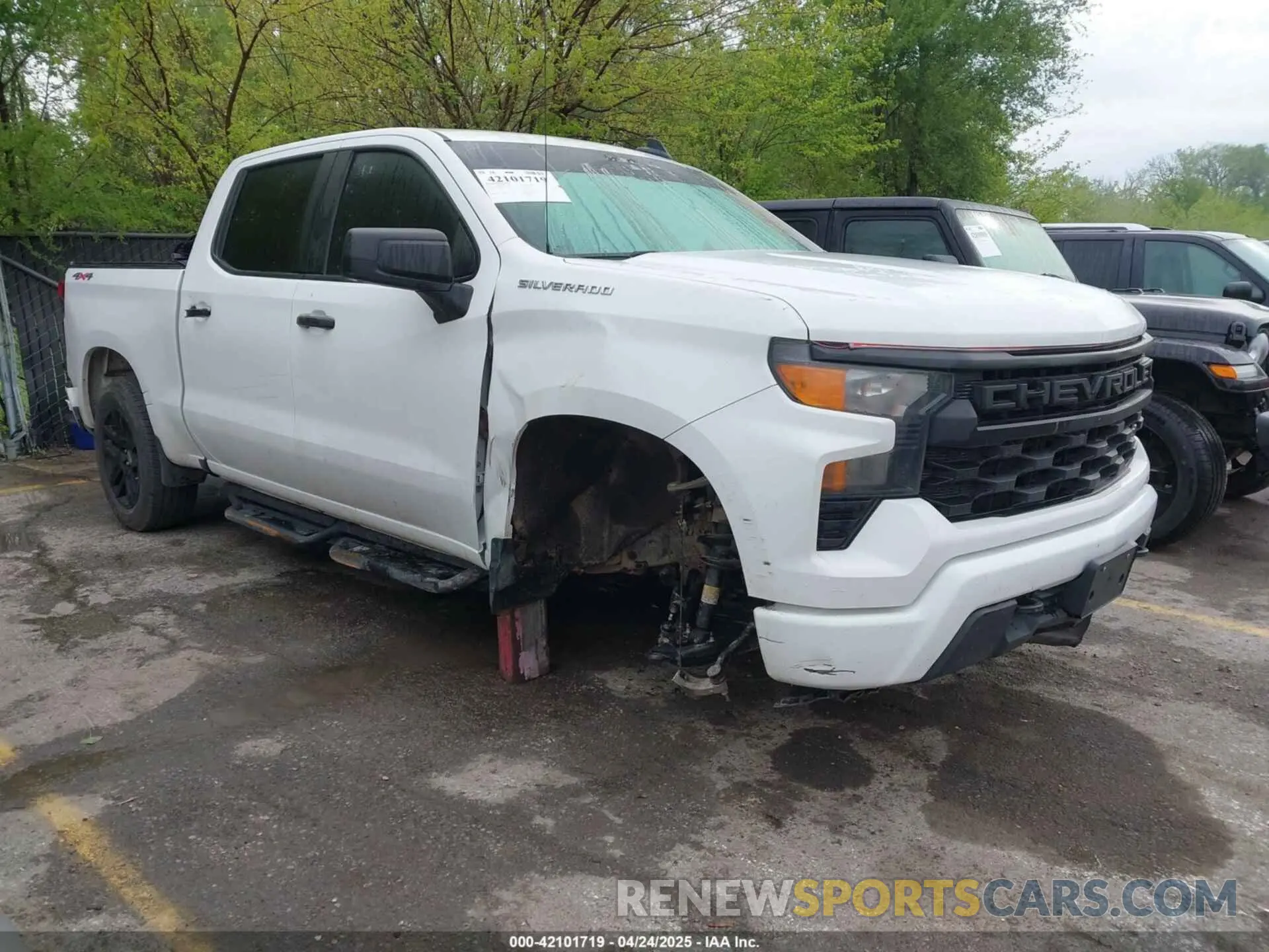 1 Photograph of a damaged car 1GCPDBEK3NZ610647 CHEVROLET SILVERADO 1500 2022