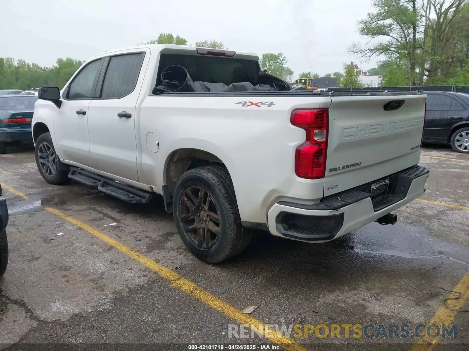 3 Photograph of a damaged car 1GCPDBEK3NZ610647 CHEVROLET SILVERADO 1500 2022