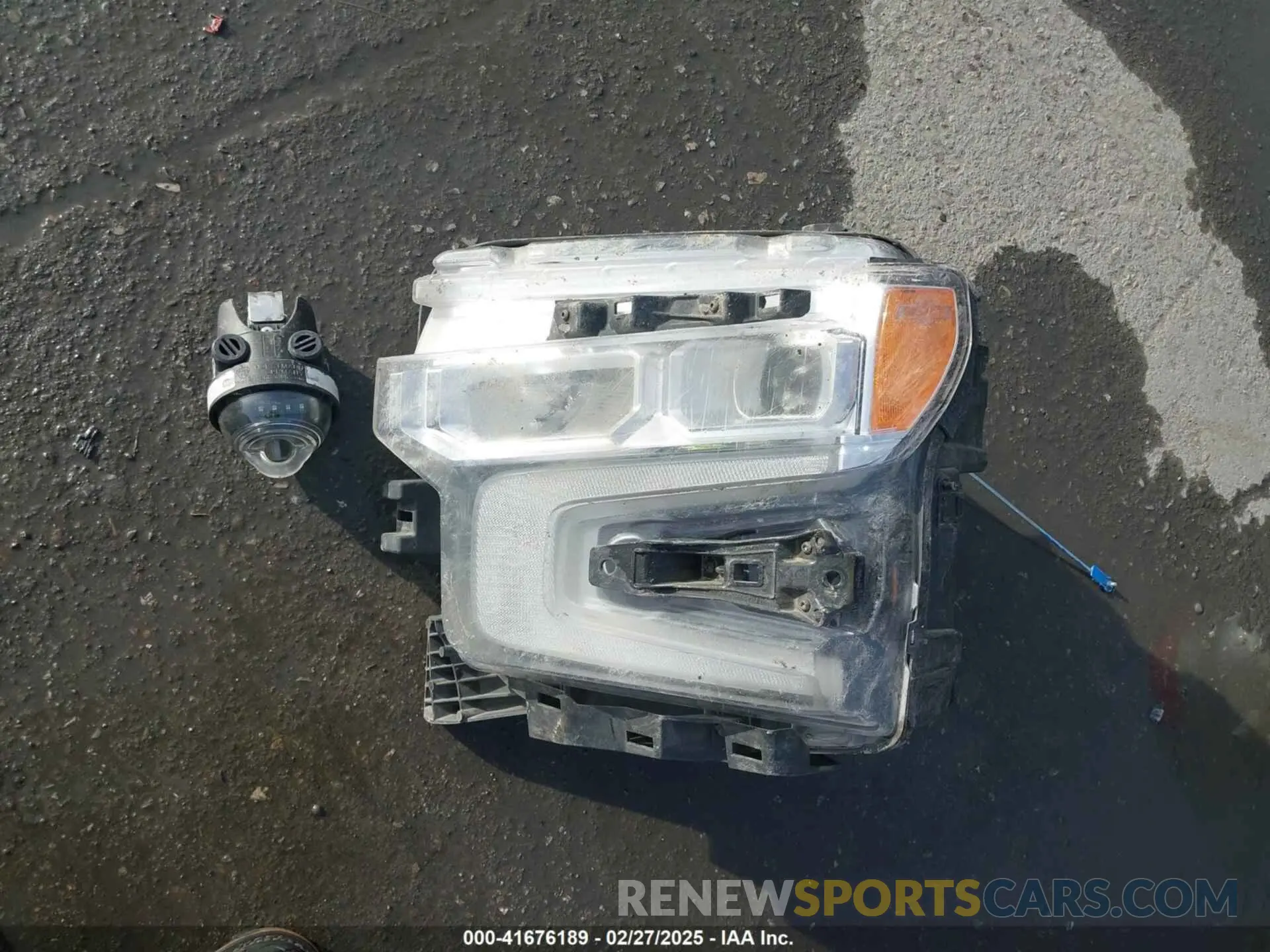12 Photograph of a damaged car 1GCPDDEK5NZ503949 CHEVROLET SILVERADO 1500 2022