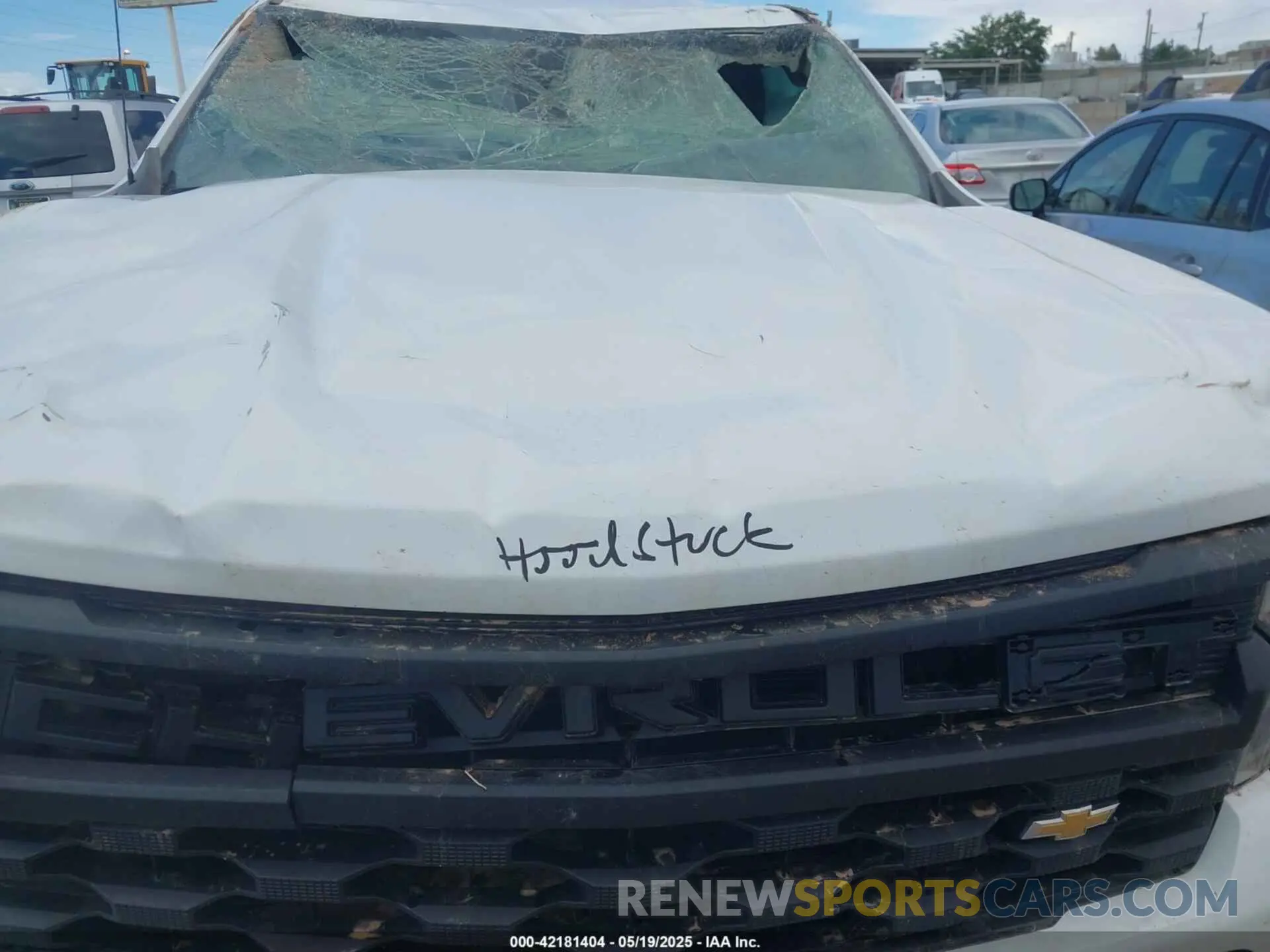 10 Photograph of a damaged car 1GCUDAED0NZ580537 CHEVROLET SILVERADO 1500 2022