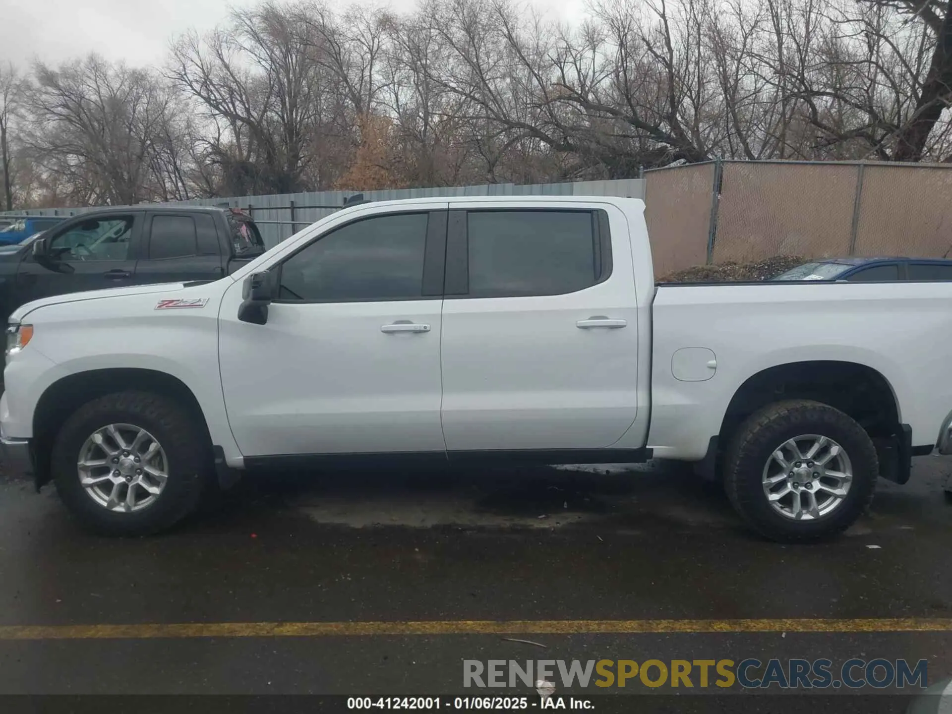 15 Photograph of a damaged car 1GCUDDED0NZ526205 CHEVROLET SILVERADO 1500 2022