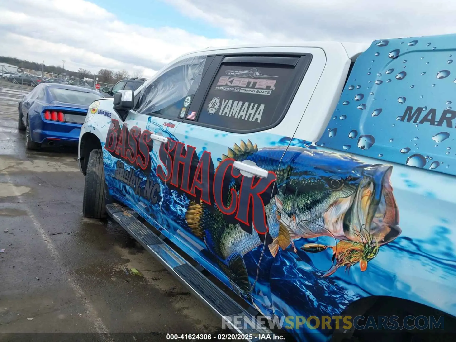 14 Photograph of a damaged car 1GCUDDED1NZ524429 CHEVROLET SILVERADO 1500 2022