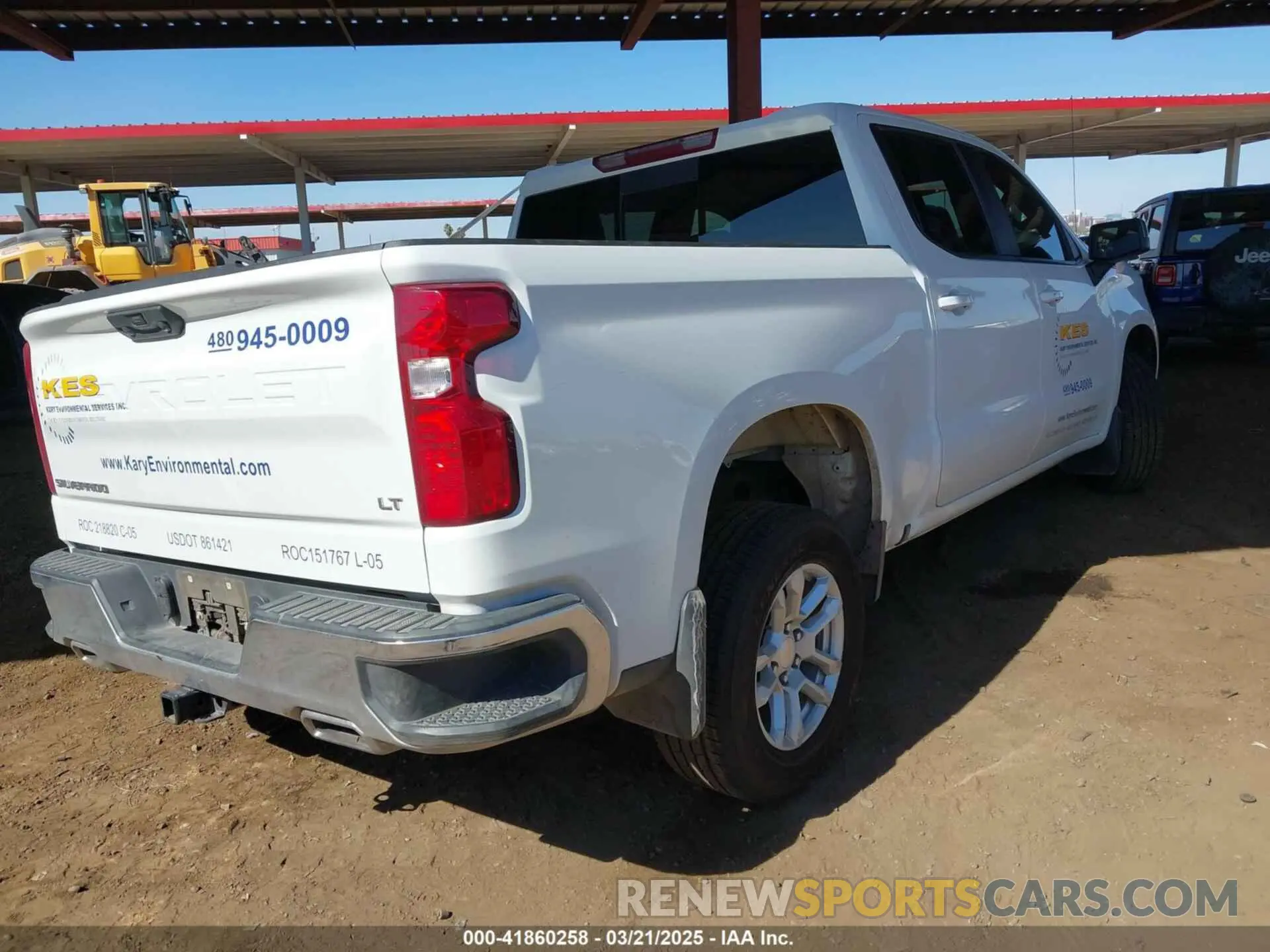 4 Photograph of a damaged car 1GCUDDED2NZ536542 CHEVROLET SILVERADO 1500 2022