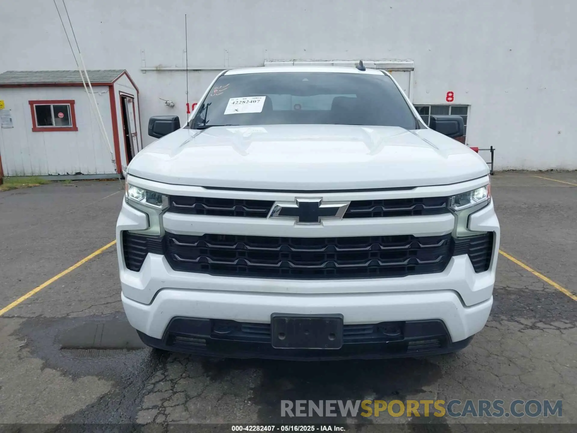 12 Photograph of a damaged car 1GCUDEED3NZ646621 CHEVROLET SILVERADO 1500 2022