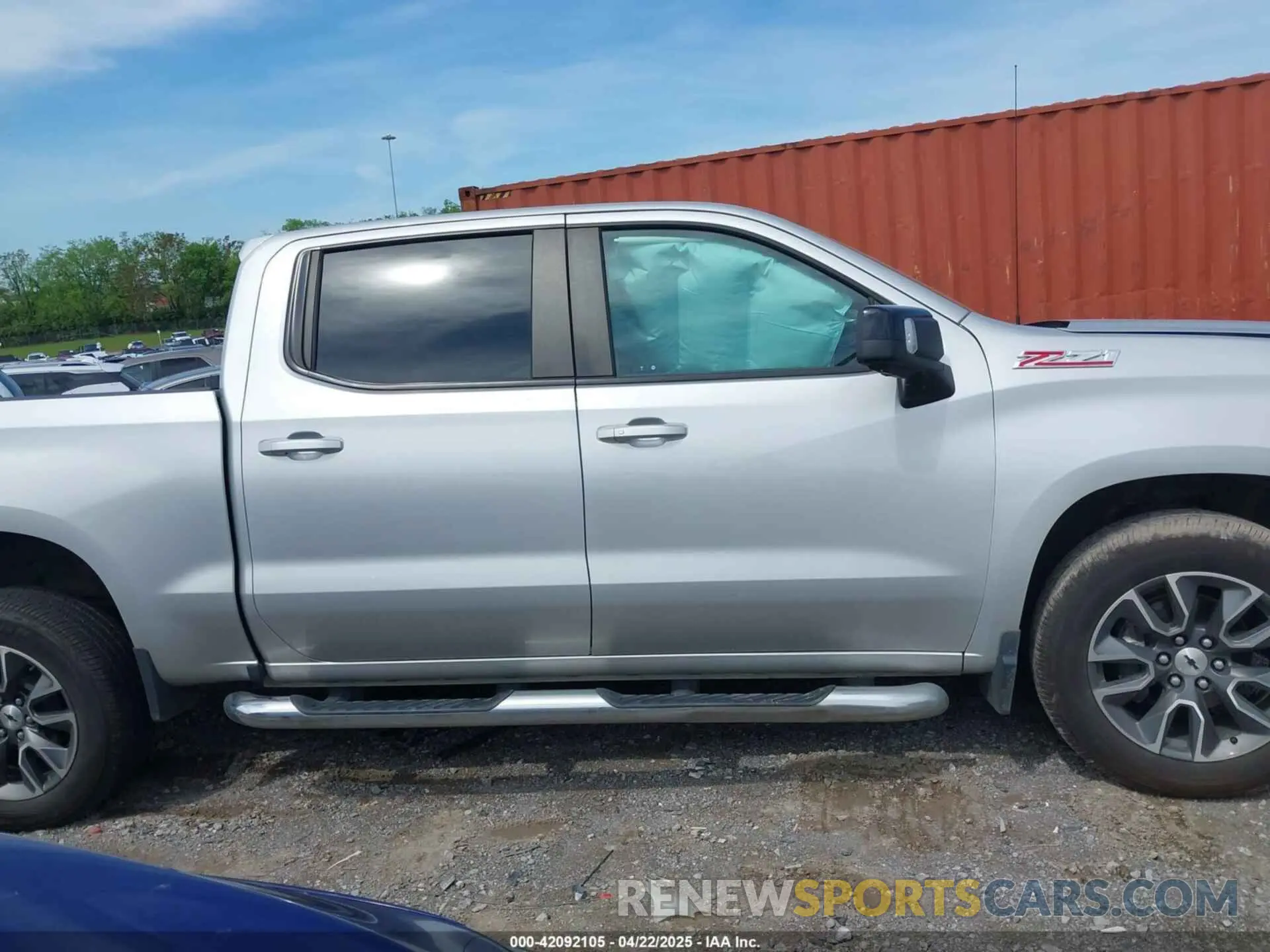 13 Photograph of a damaged car 1GCUDEED9NZ531800 CHEVROLET SILVERADO 1500 2022