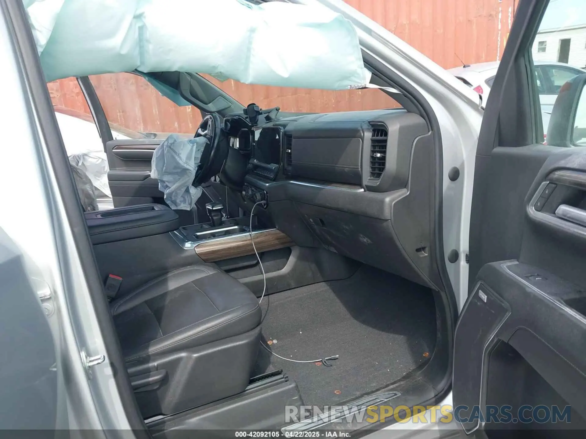 5 Photograph of a damaged car 1GCUDEED9NZ531800 CHEVROLET SILVERADO 1500 2022