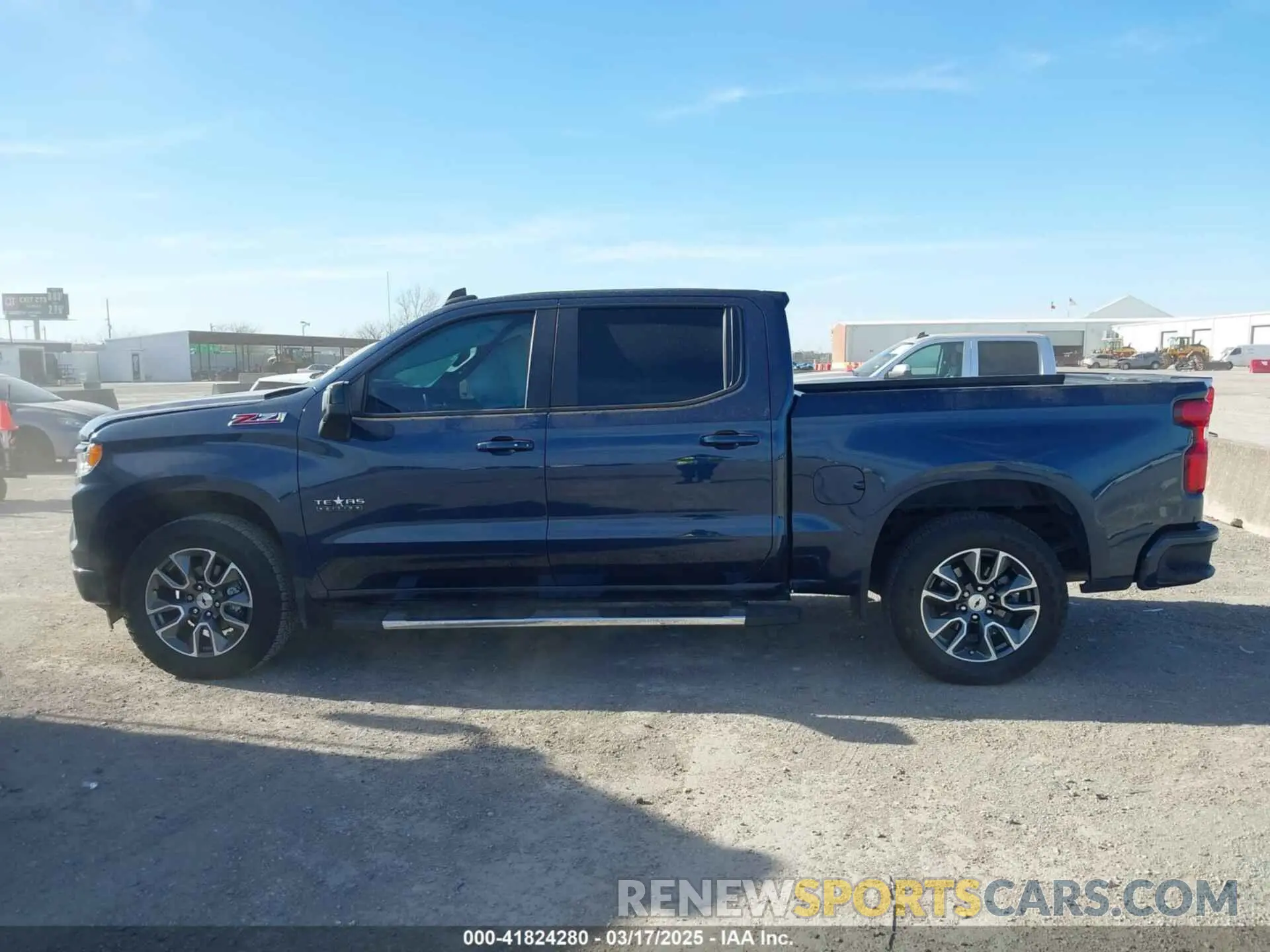 15 Photograph of a damaged car 1GCUDEED9NZ629743 CHEVROLET SILVERADO 1500 2022