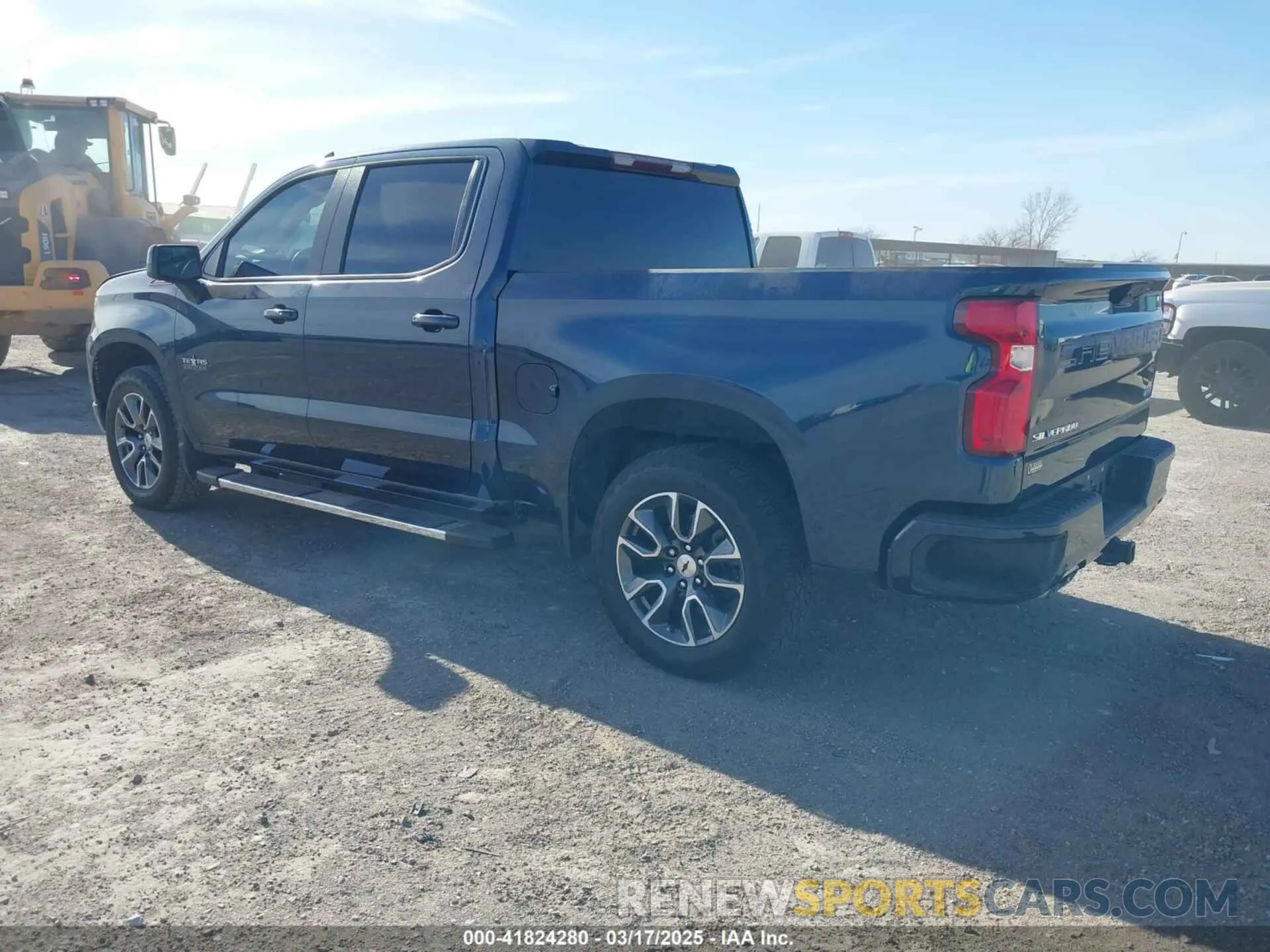 3 Photograph of a damaged car 1GCUDEED9NZ629743 CHEVROLET SILVERADO 1500 2022