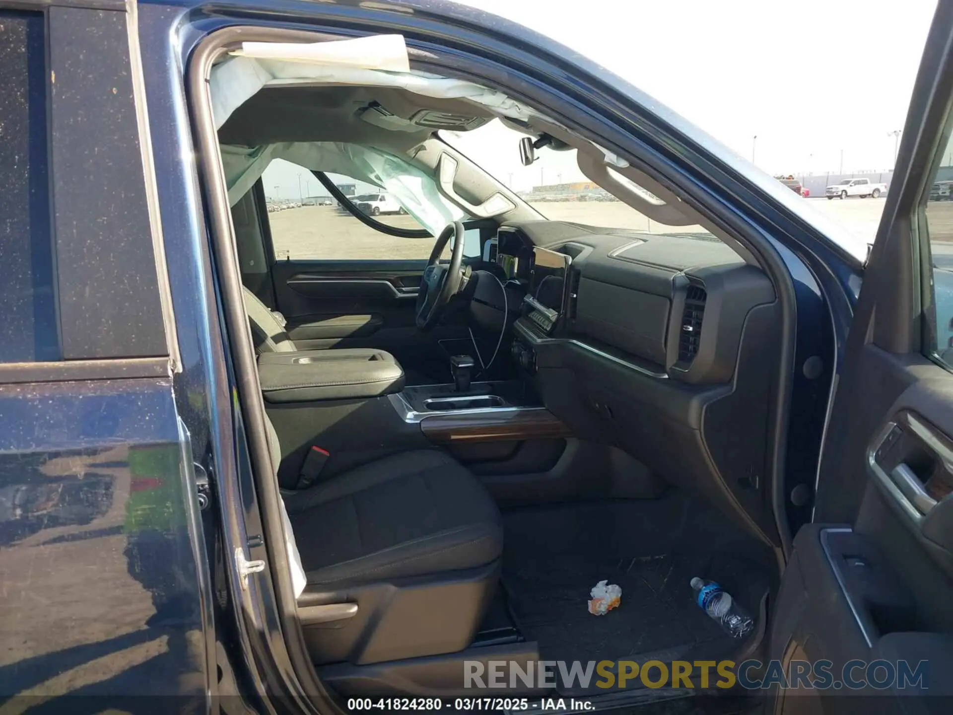5 Photograph of a damaged car 1GCUDEED9NZ629743 CHEVROLET SILVERADO 1500 2022