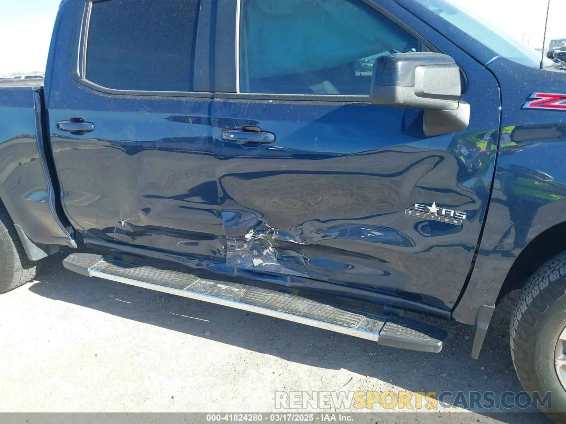 6 Photograph of a damaged car 1GCUDEED9NZ629743 CHEVROLET SILVERADO 1500 2022