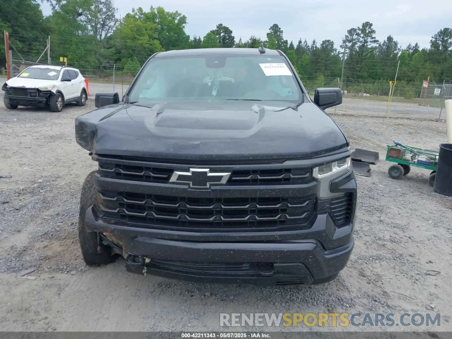 12 Photograph of a damaged car 1GCUDEEDXNZ531126 CHEVROLET SILVERADO 1500 2022