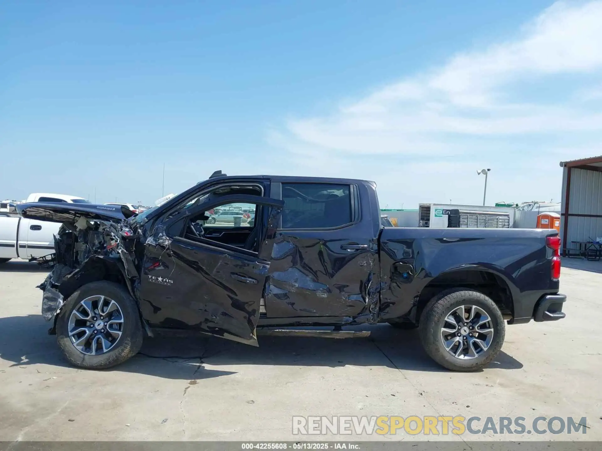 15 Photograph of a damaged car 1GCUDEET2NZ520287 CHEVROLET SILVERADO 1500 2022