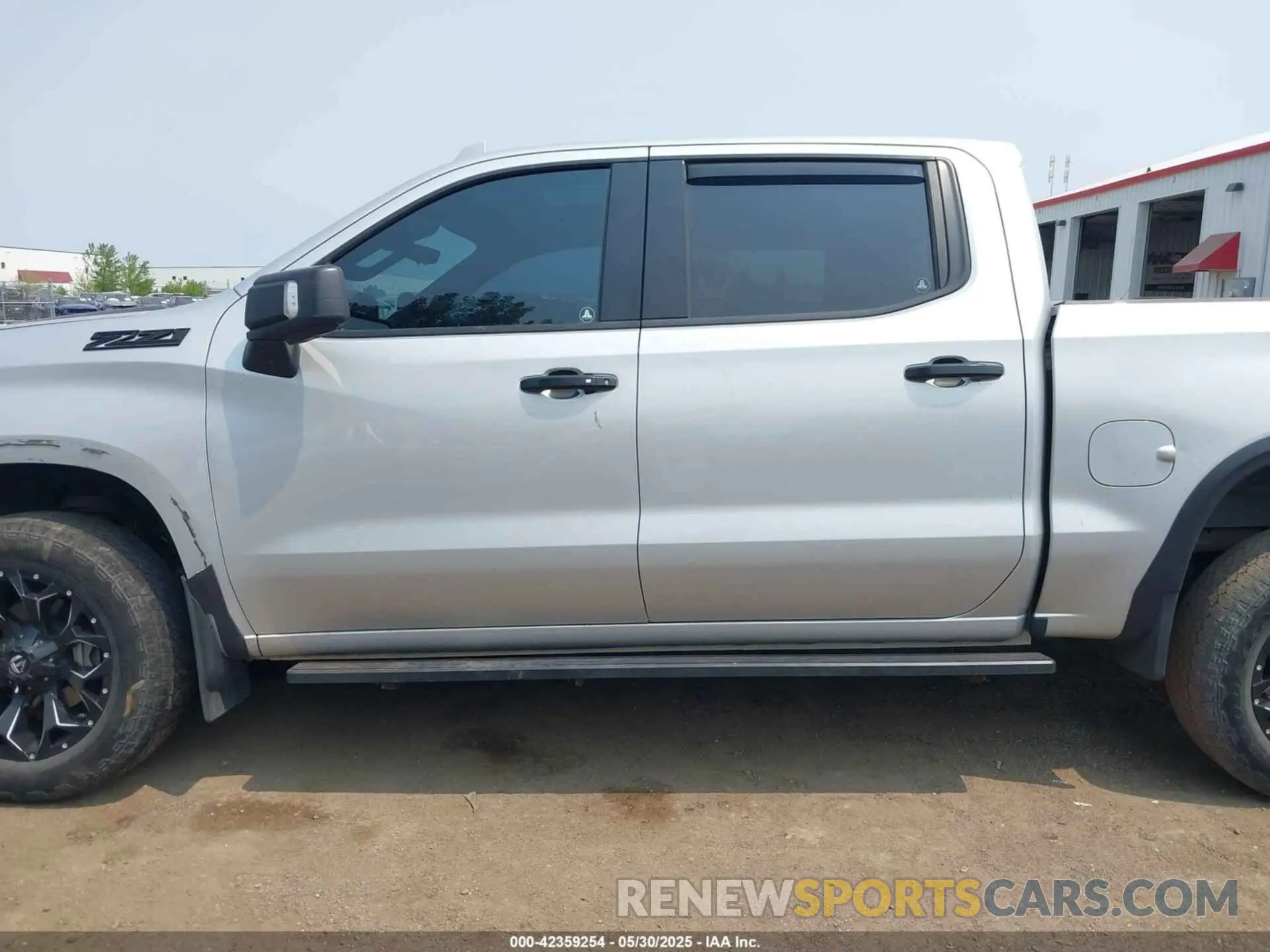 15 Photograph of a damaged car 1GCUDGED4NZ504659 CHEVROLET SILVERADO 1500 2022