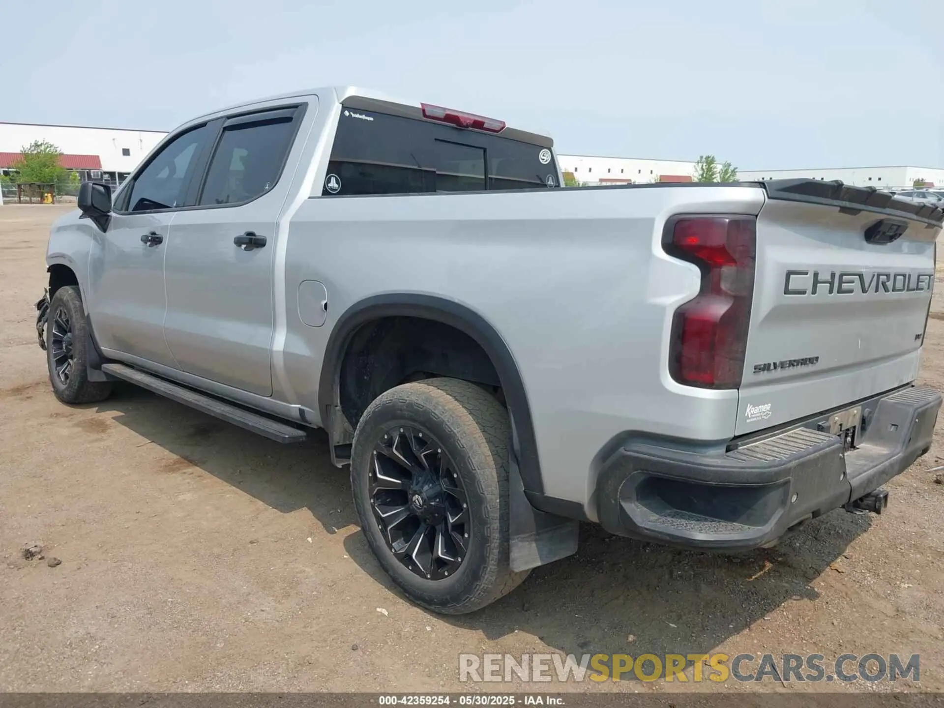 3 Photograph of a damaged car 1GCUDGED4NZ504659 CHEVROLET SILVERADO 1500 2022