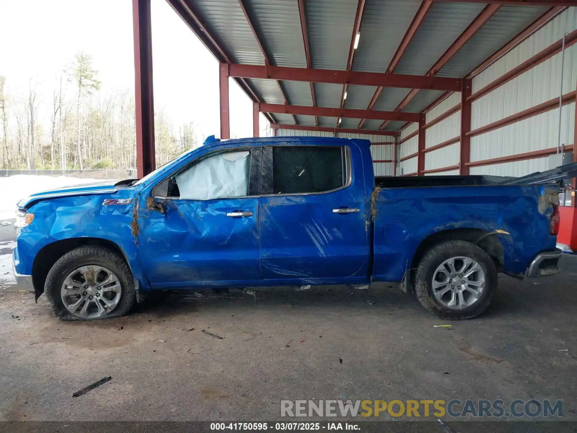 15 Photograph of a damaged car 1GCUDGED4NZ638782 CHEVROLET SILVERADO 1500 2022