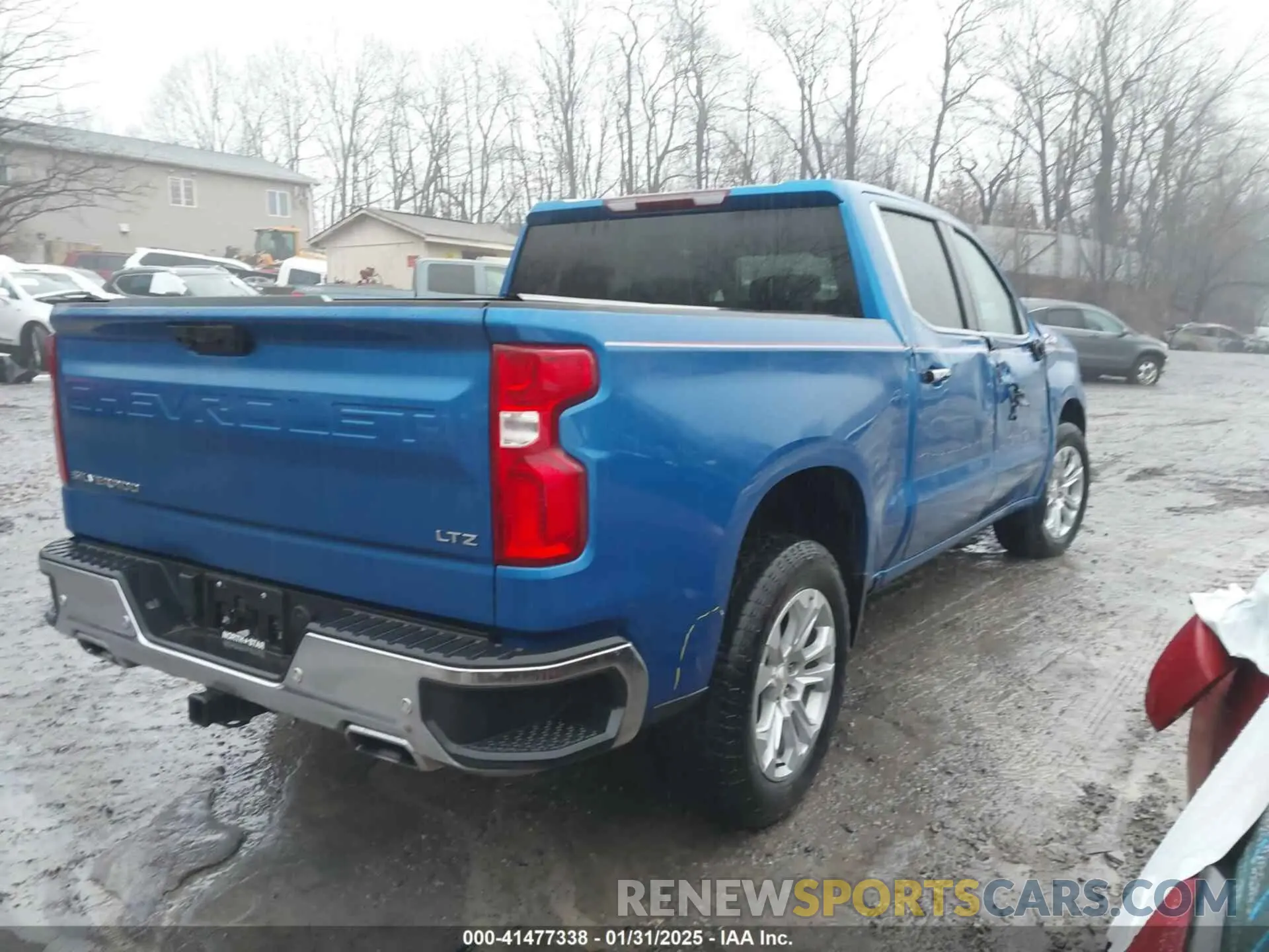4 Photograph of a damaged car 1GCUDGED7NZ555928 CHEVROLET SILVERADO 1500 2022