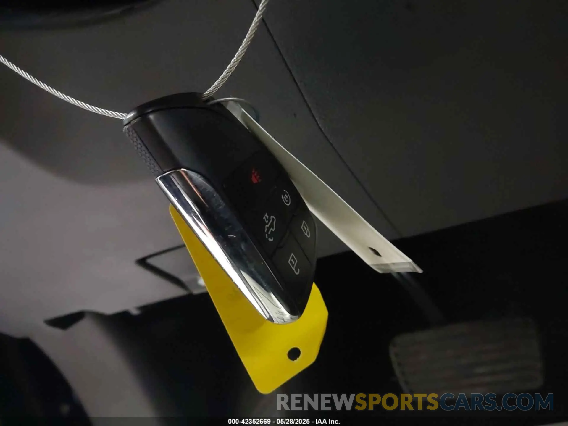 11 Photograph of a damaged car 1GCUDGED9NZ539780 CHEVROLET SILVERADO 1500 2022