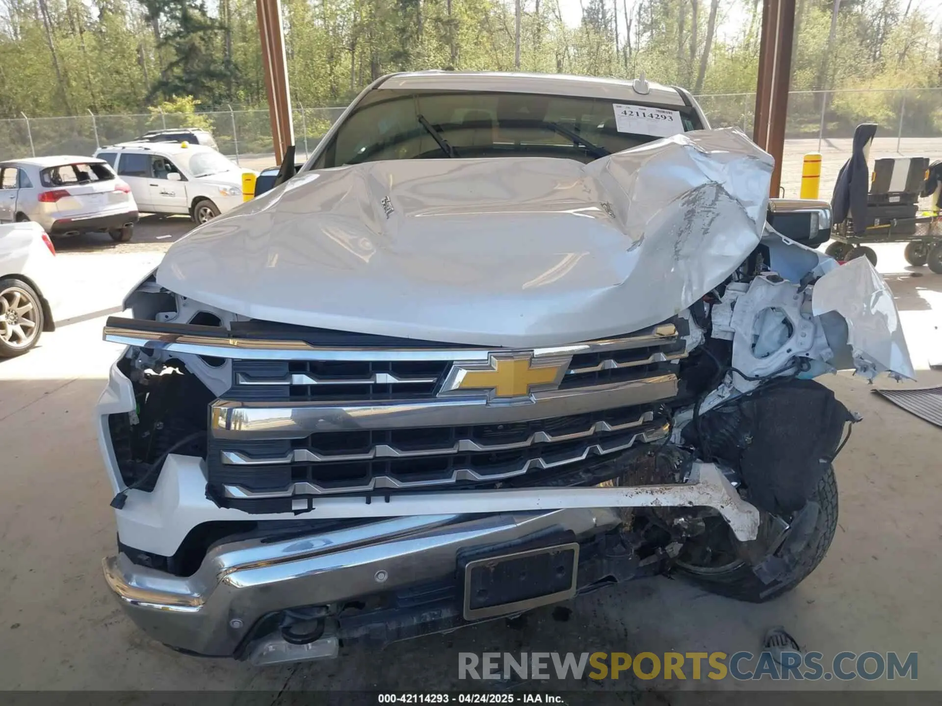 12 Photograph of a damaged car 1GCUDGEL9NZ542475 CHEVROLET SILVERADO 1500 2022