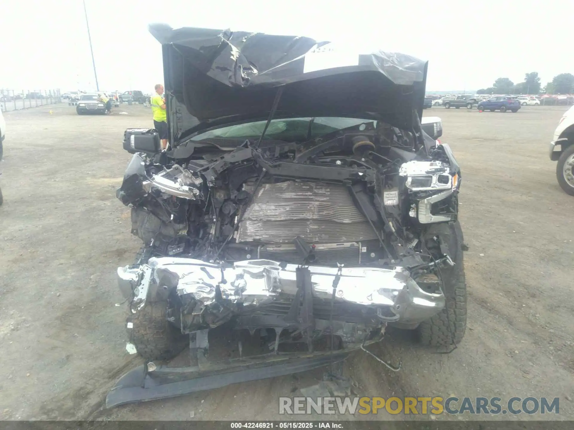 11 Photograph of a damaged car 1GCUDGET9NZ621404 CHEVROLET SILVERADO 1500 2022