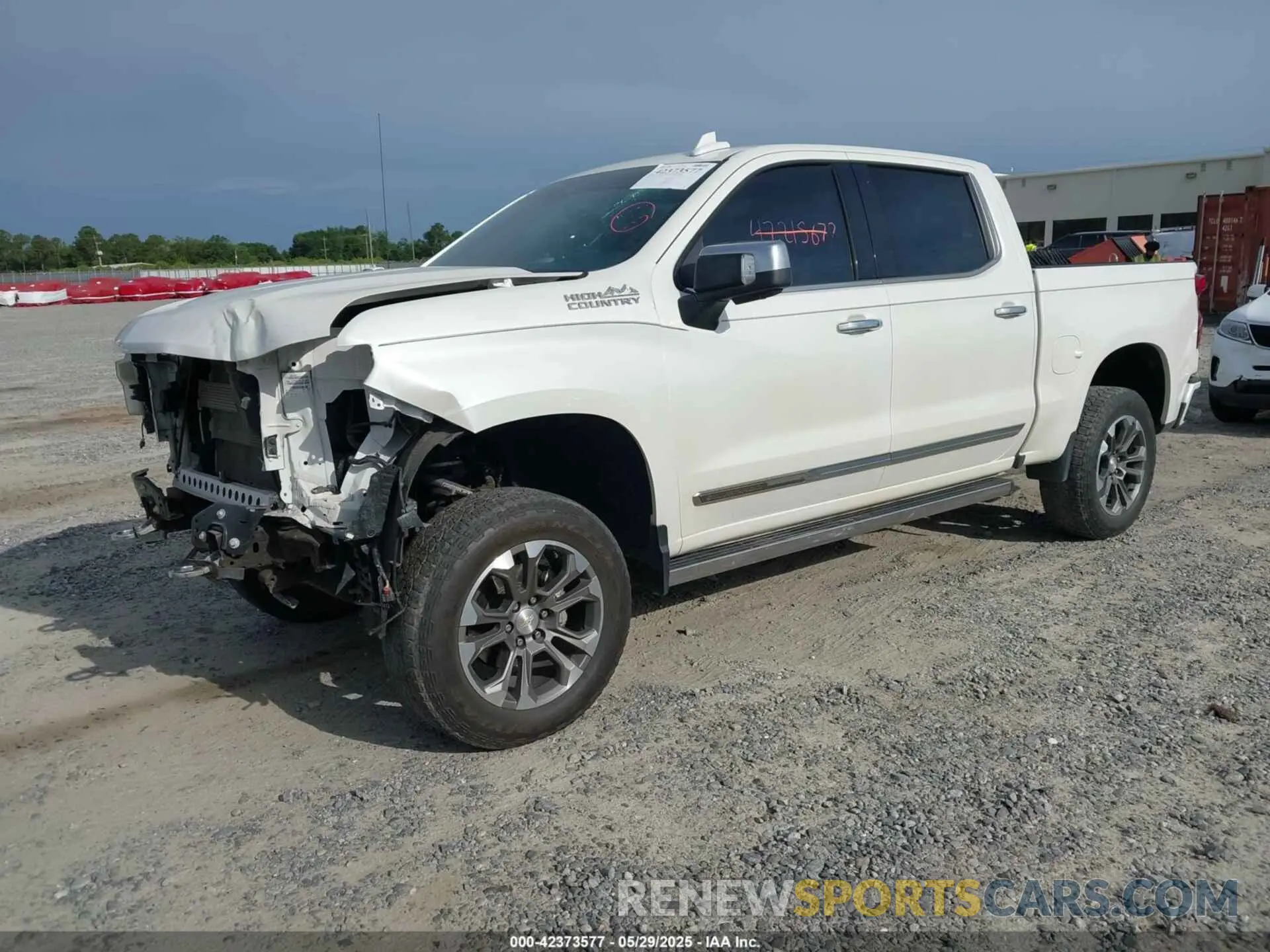 2 Photograph of a damaged car 1GCUDJED7NZ589980 CHEVROLET SILVERADO 1500 2022