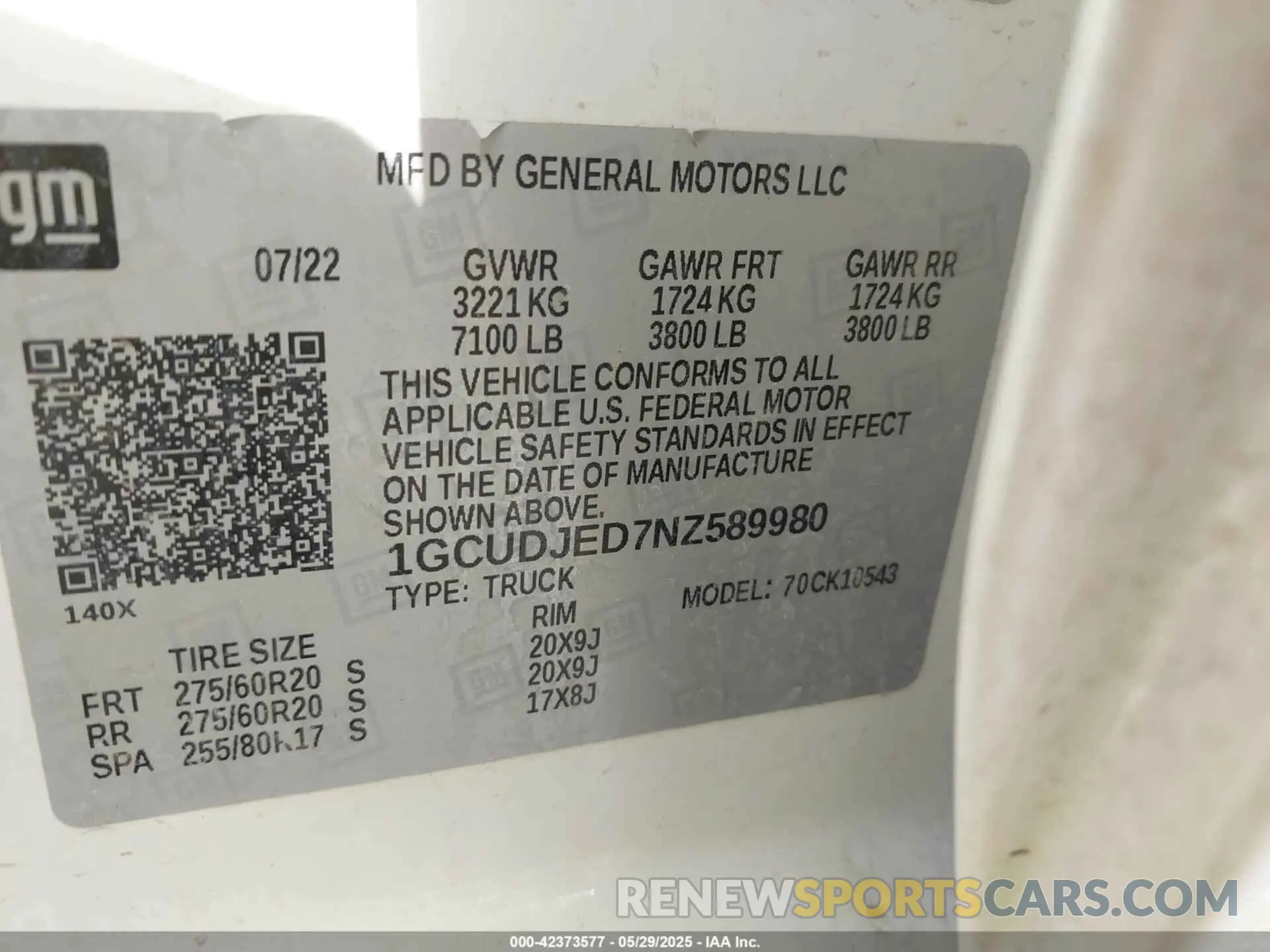 9 Photograph of a damaged car 1GCUDJED7NZ589980 CHEVROLET SILVERADO 1500 2022