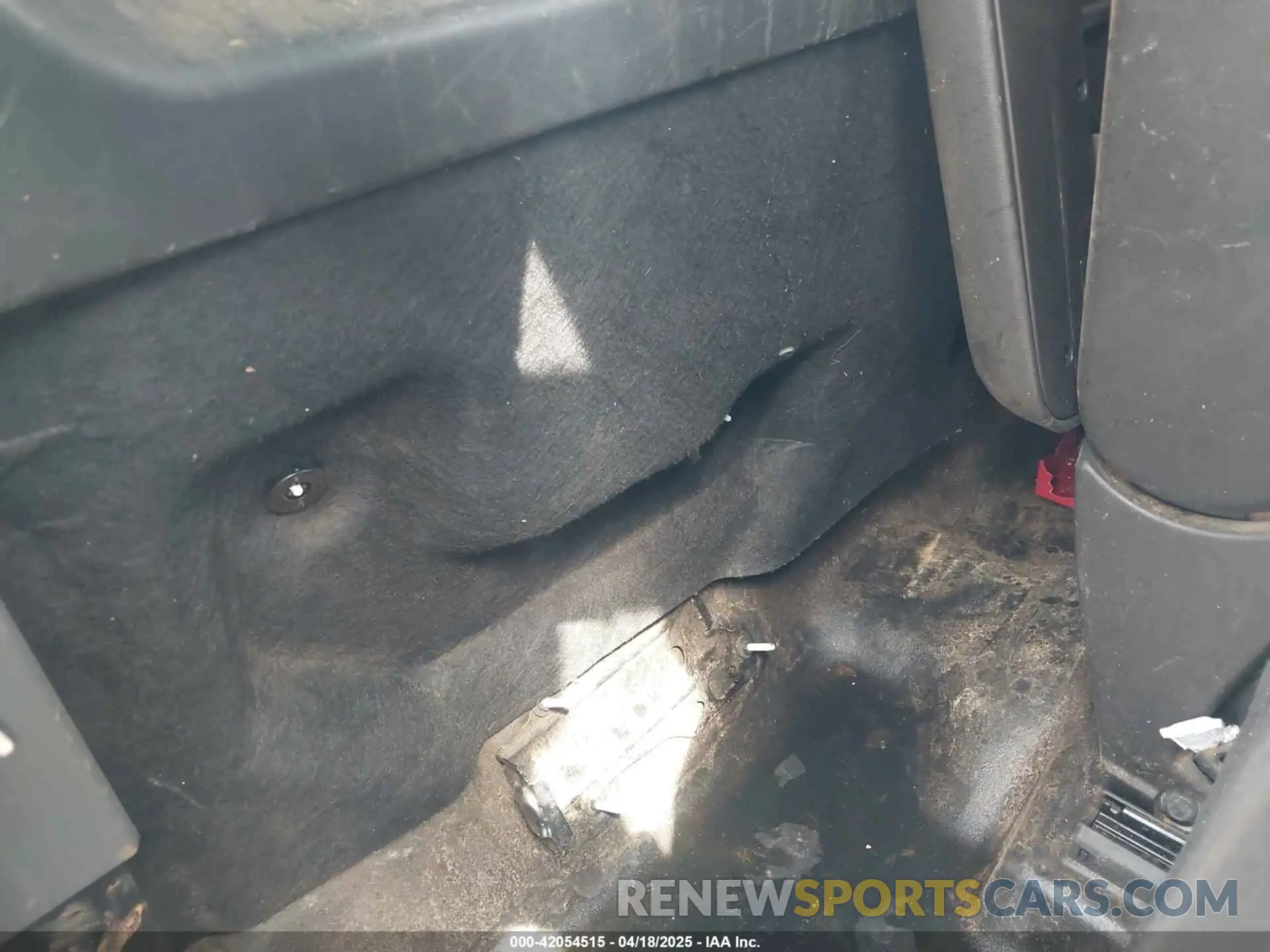 8 Photograph of a damaged car 3GCNAAED6NG633769 CHEVROLET SILVERADO 1500 2022