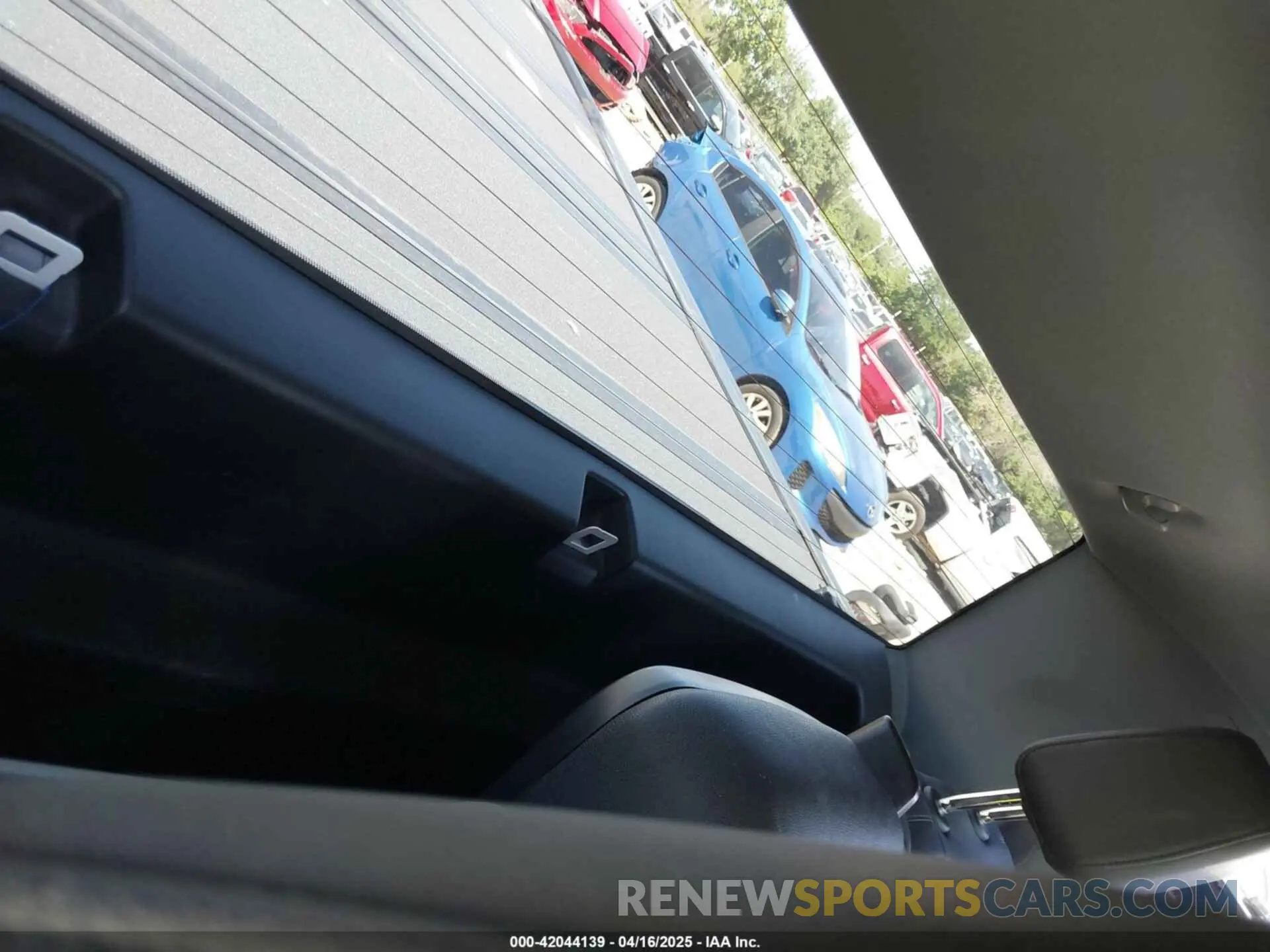 8 Photograph of a damaged car 3GCNAAEK6NG566881 CHEVROLET SILVERADO 1500 2022