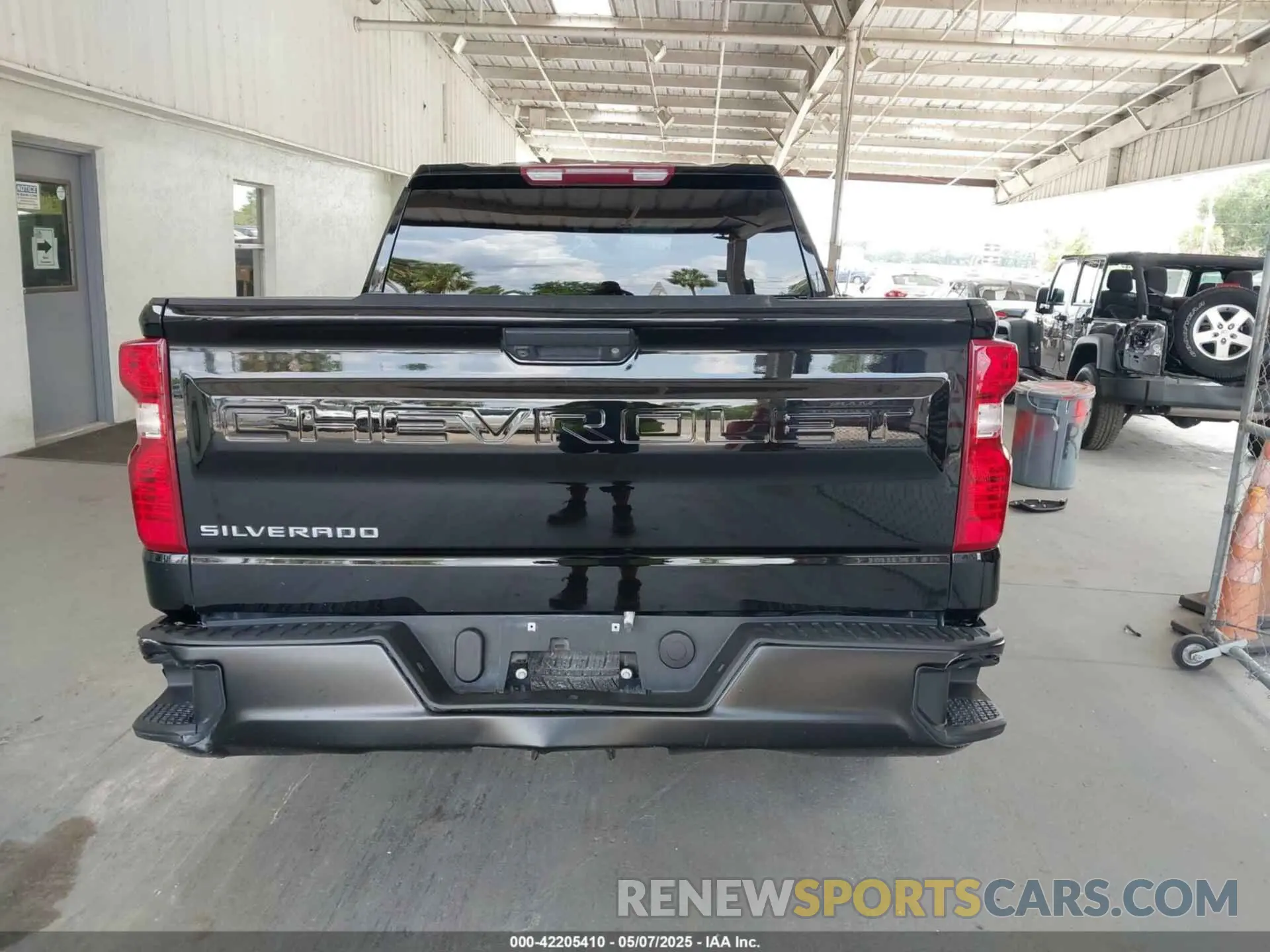 15 Photograph of a damaged car 3GCPAAEK8NG605513 CHEVROLET SILVERADO 1500 2022
