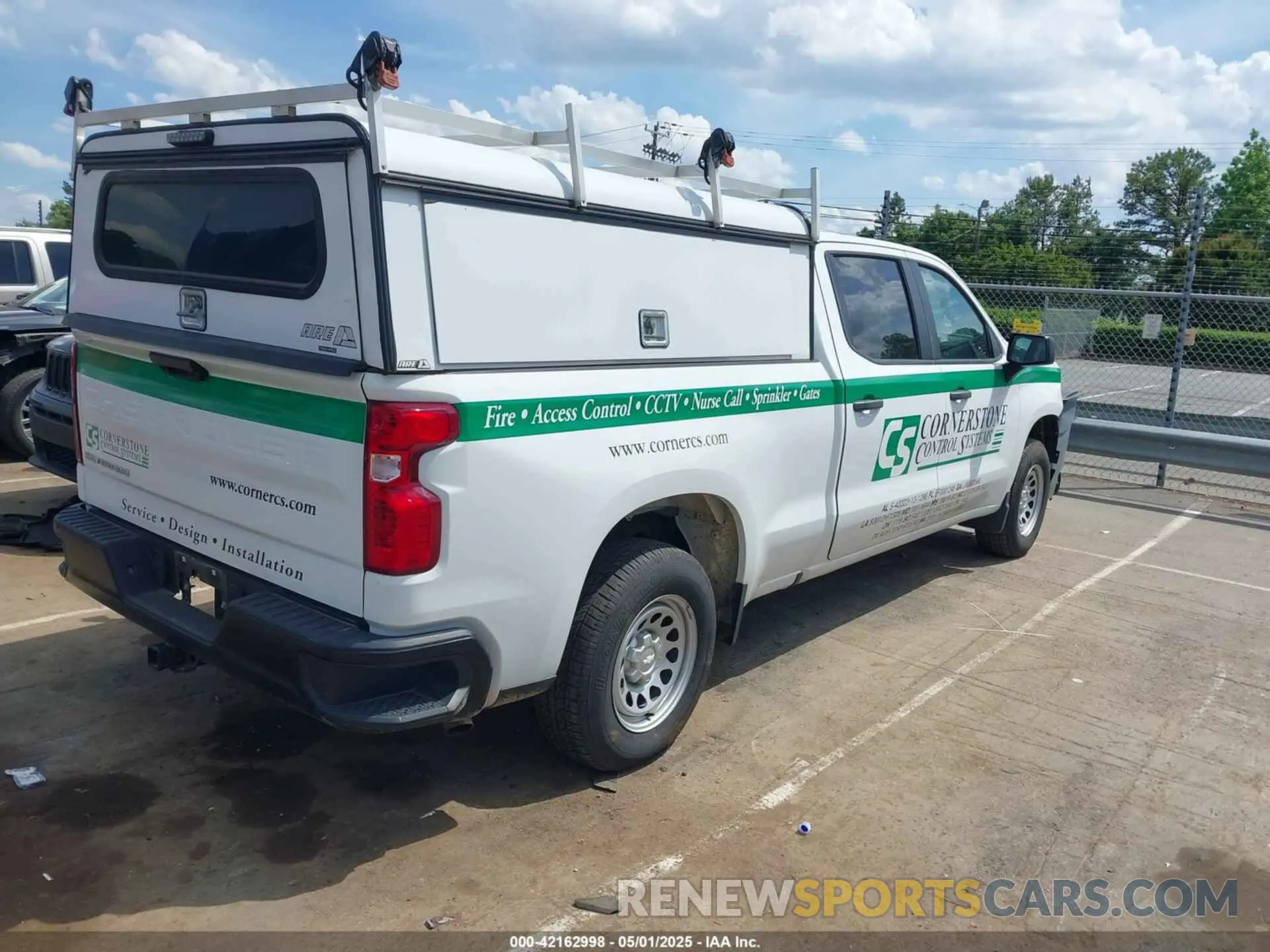 4 Photograph of a damaged car 3GCPAAEK8NG633456 CHEVROLET SILVERADO 1500 2022