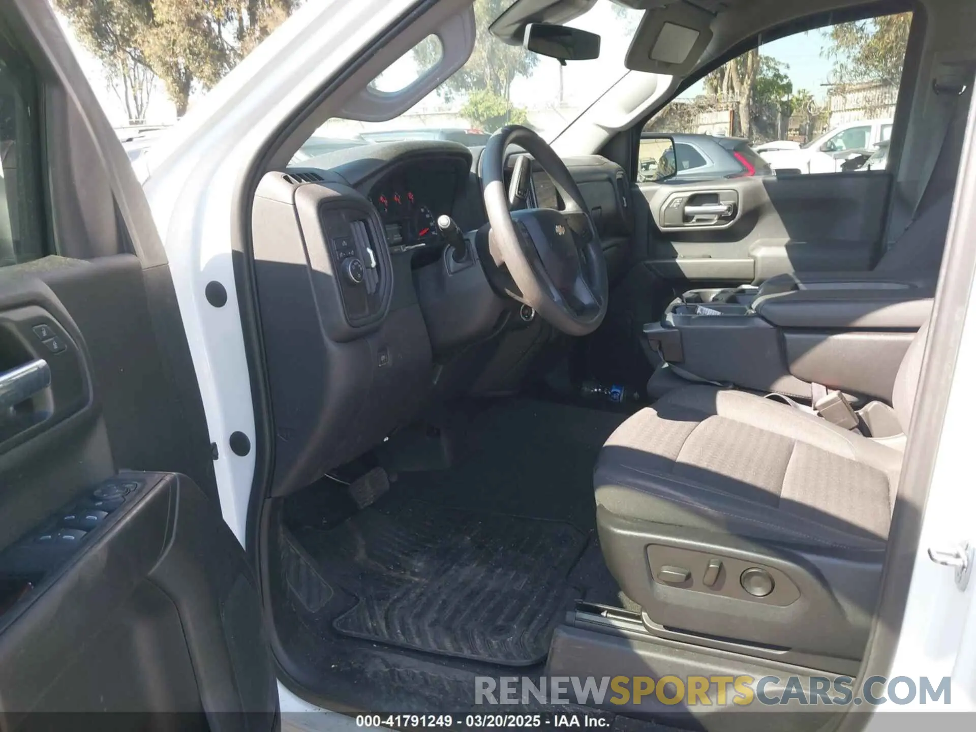 19 Photograph of a damaged car 3GCPABEK0NG513768 CHEVROLET SILVERADO 1500 2022