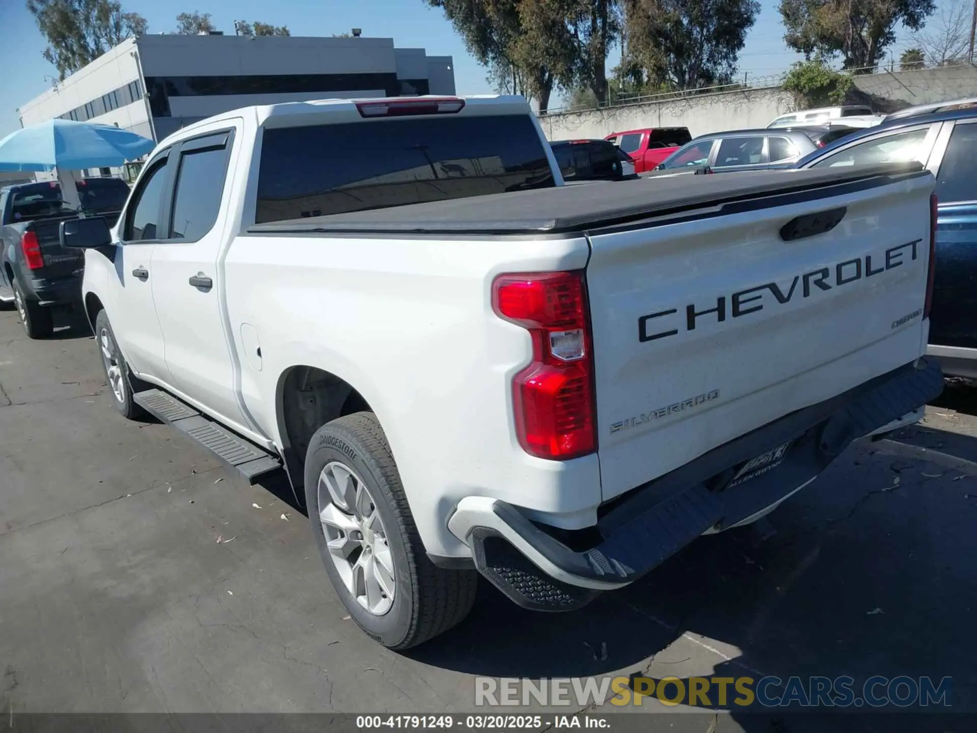 3 Photograph of a damaged car 3GCPABEK0NG513768 CHEVROLET SILVERADO 1500 2022