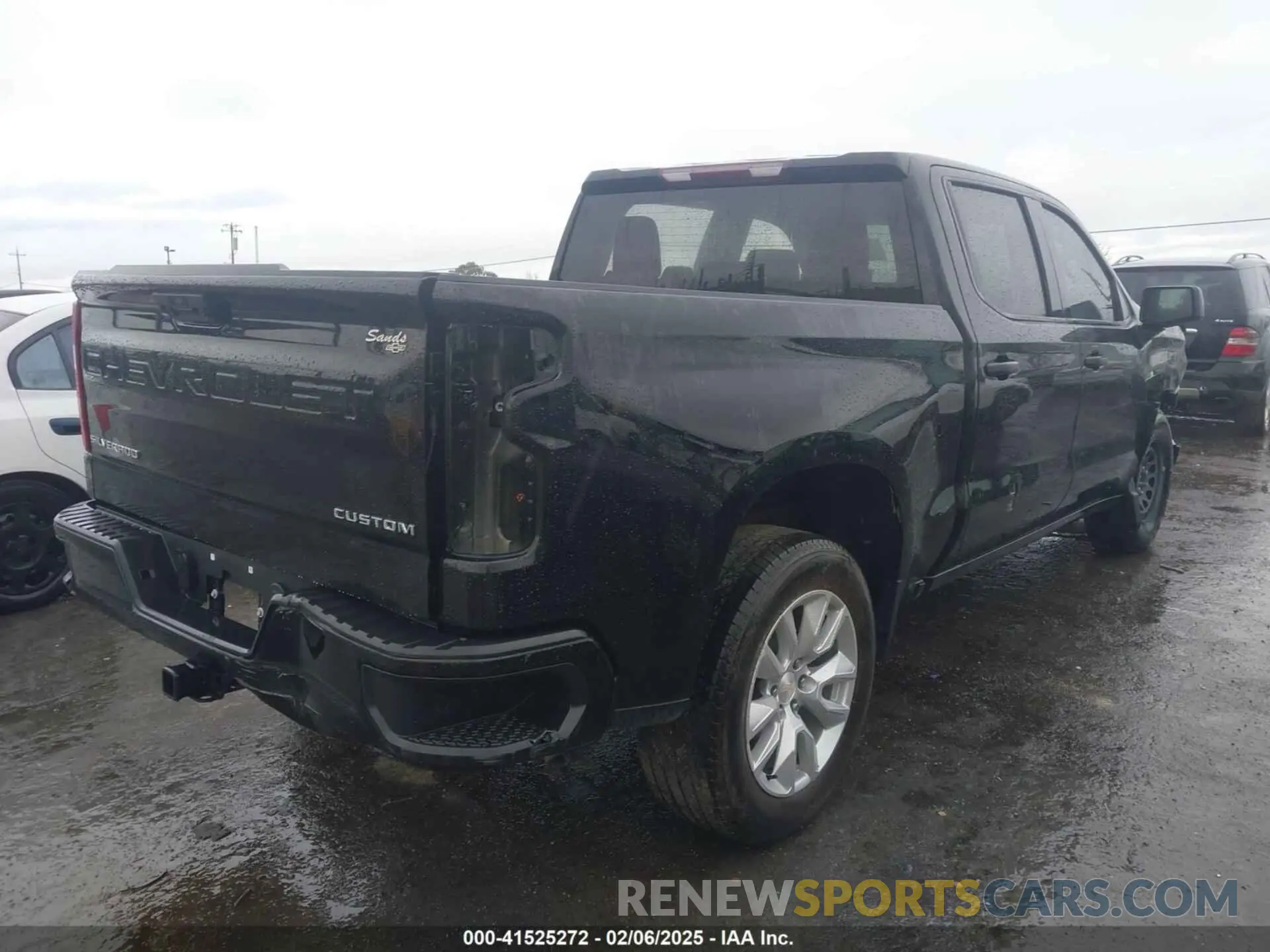 4 Photograph of a damaged car 3GCPABEK3NG513246 CHEVROLET SILVERADO 1500 2022