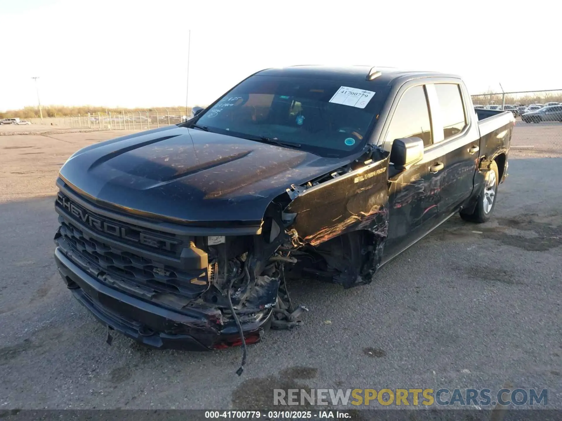 2 Photograph of a damaged car 3GCPABEK4NG512462 CHEVROLET SILVERADO 1500 2022