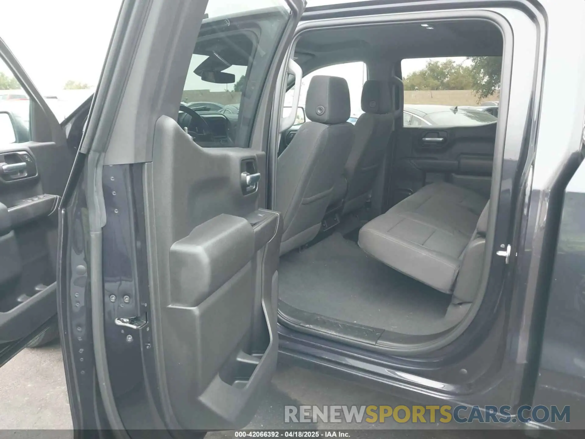 8 Photograph of a damaged car 3GCPABEK6NG640508 CHEVROLET SILVERADO 1500 2022