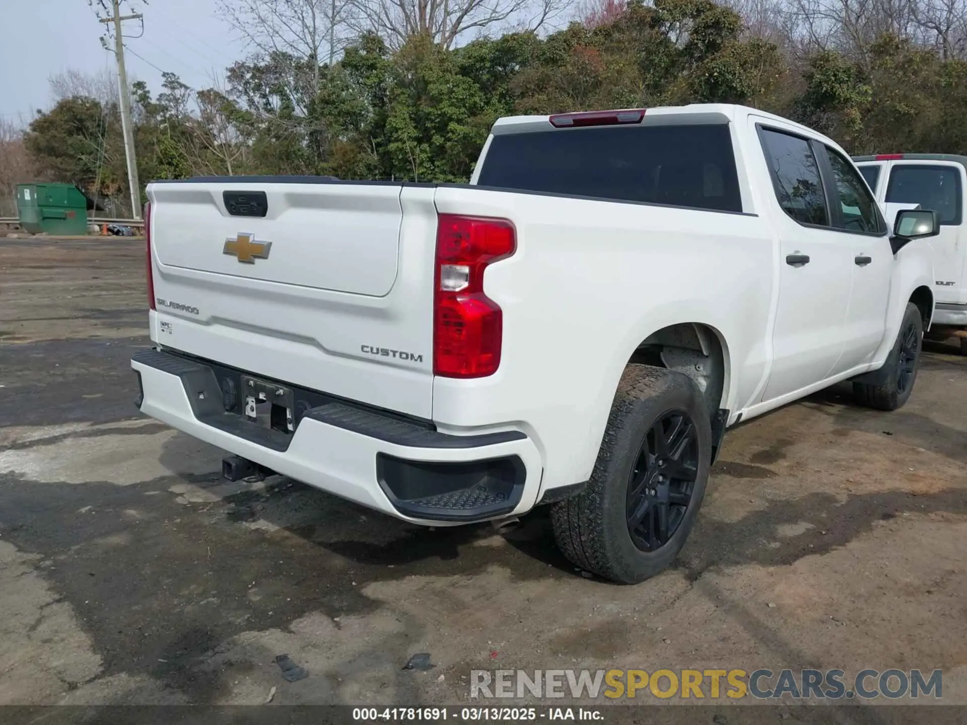 4 Photograph of a damaged car 3GCPABEK8NG528809 CHEVROLET SILVERADO 1500 2022