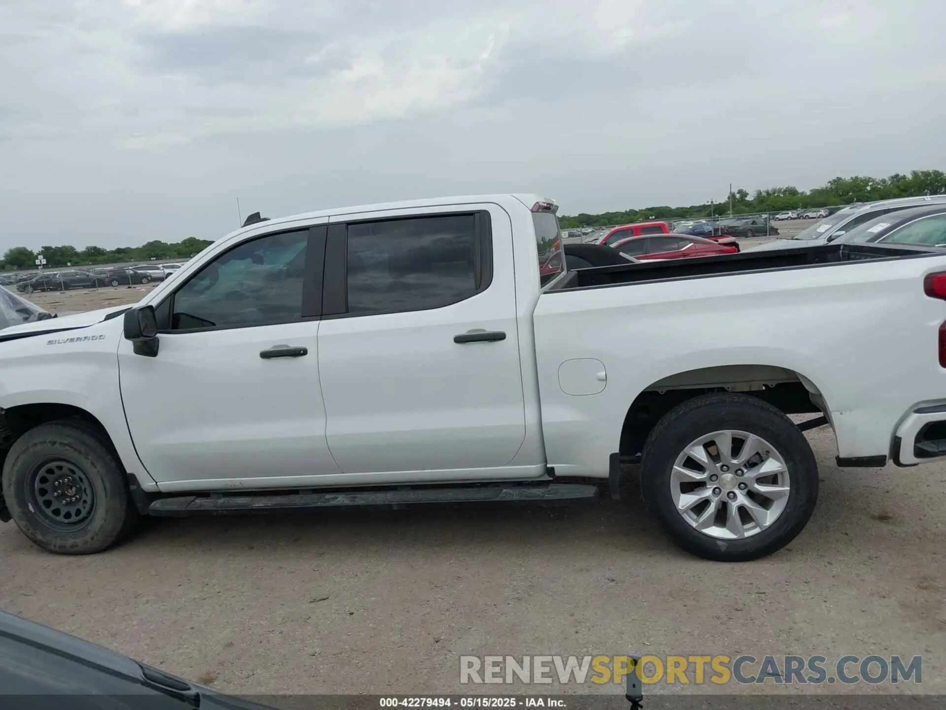 14 Photograph of a damaged car 3GCPABEKXNG567627 CHEVROLET SILVERADO 1500 2022