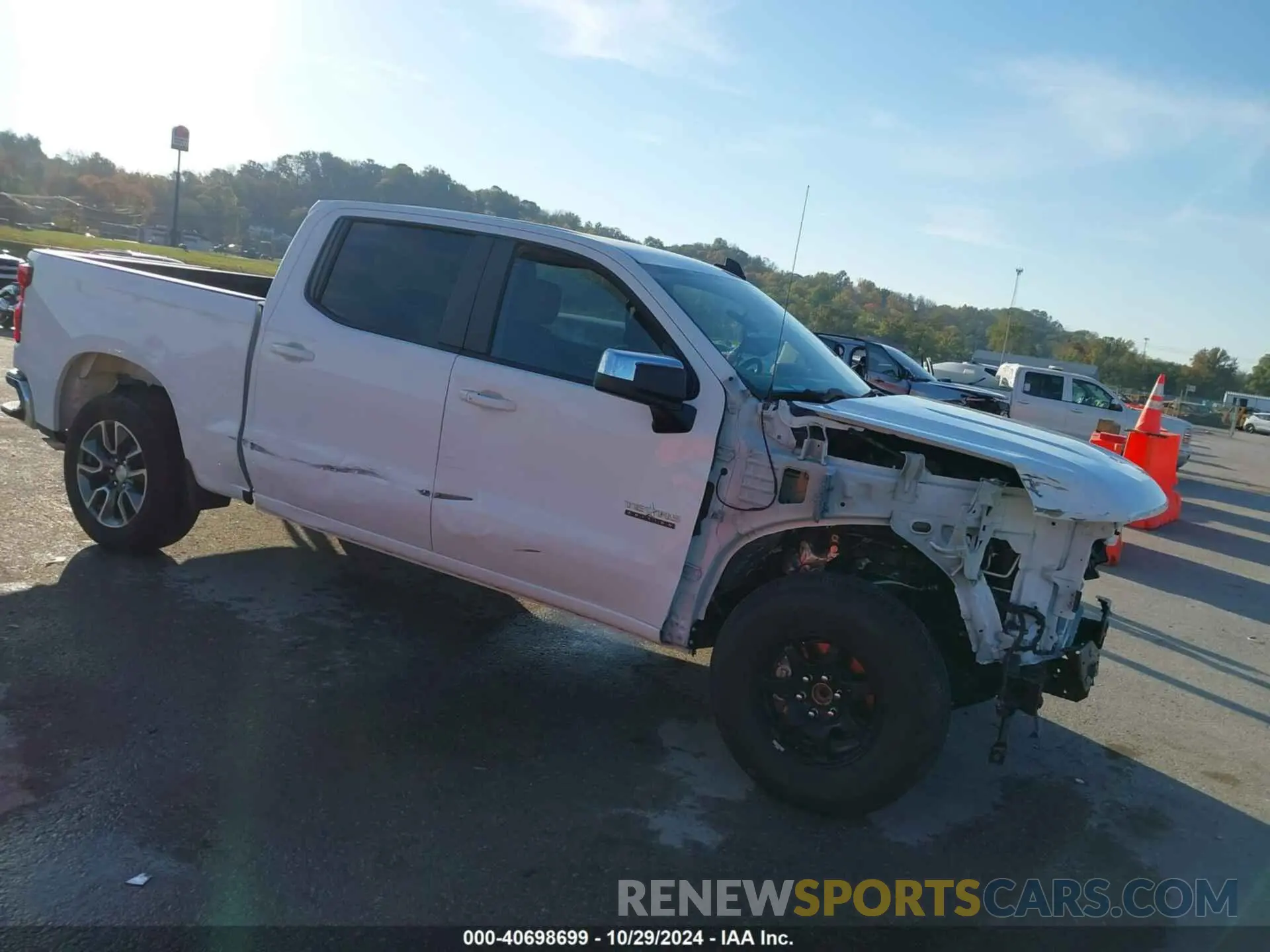 1 Photograph of a damaged car 3GCPACED9NG566847 CHEVROLET SILVERADO 1500 2022