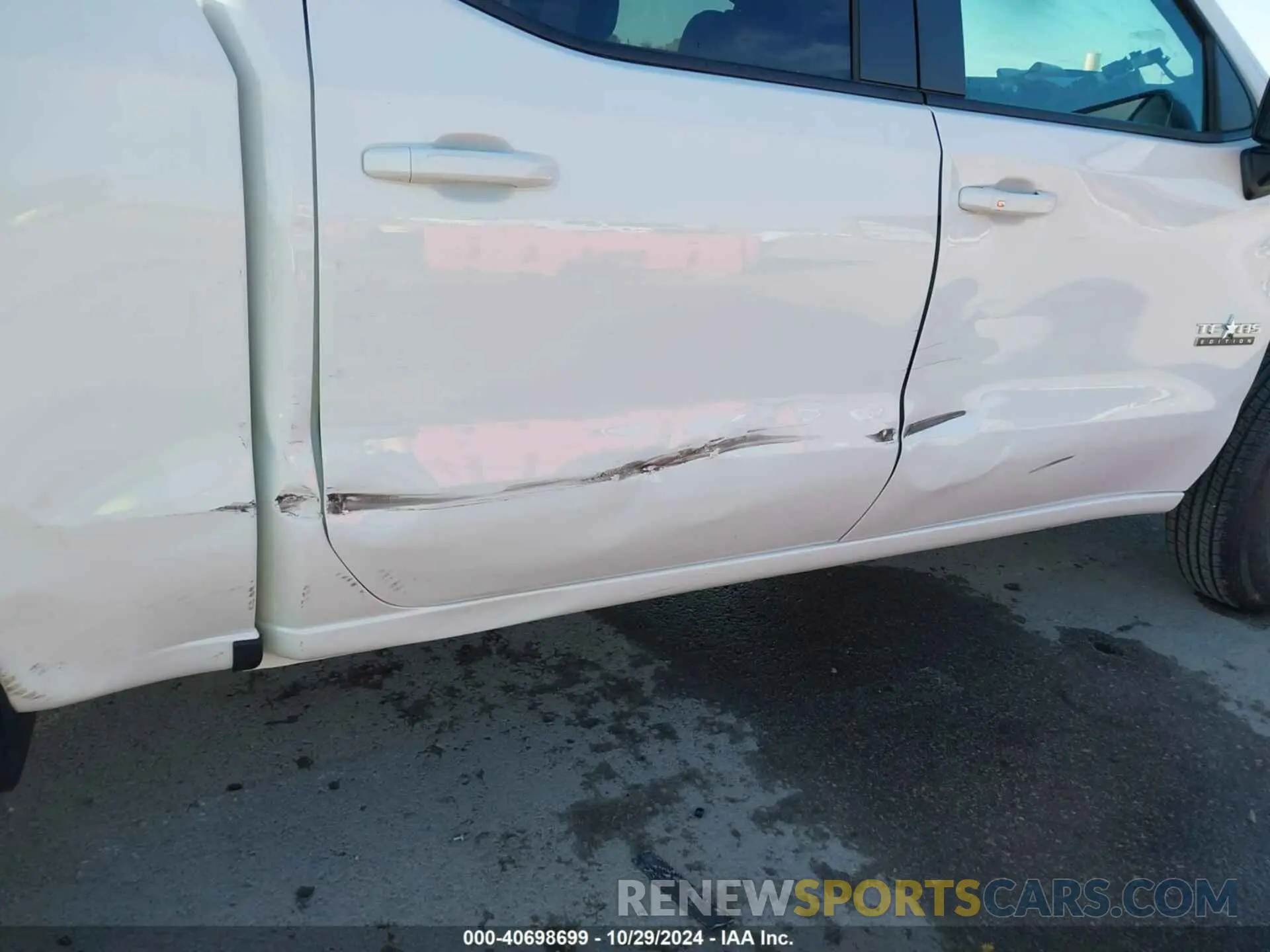 19 Photograph of a damaged car 3GCPACED9NG566847 CHEVROLET SILVERADO 1500 2022