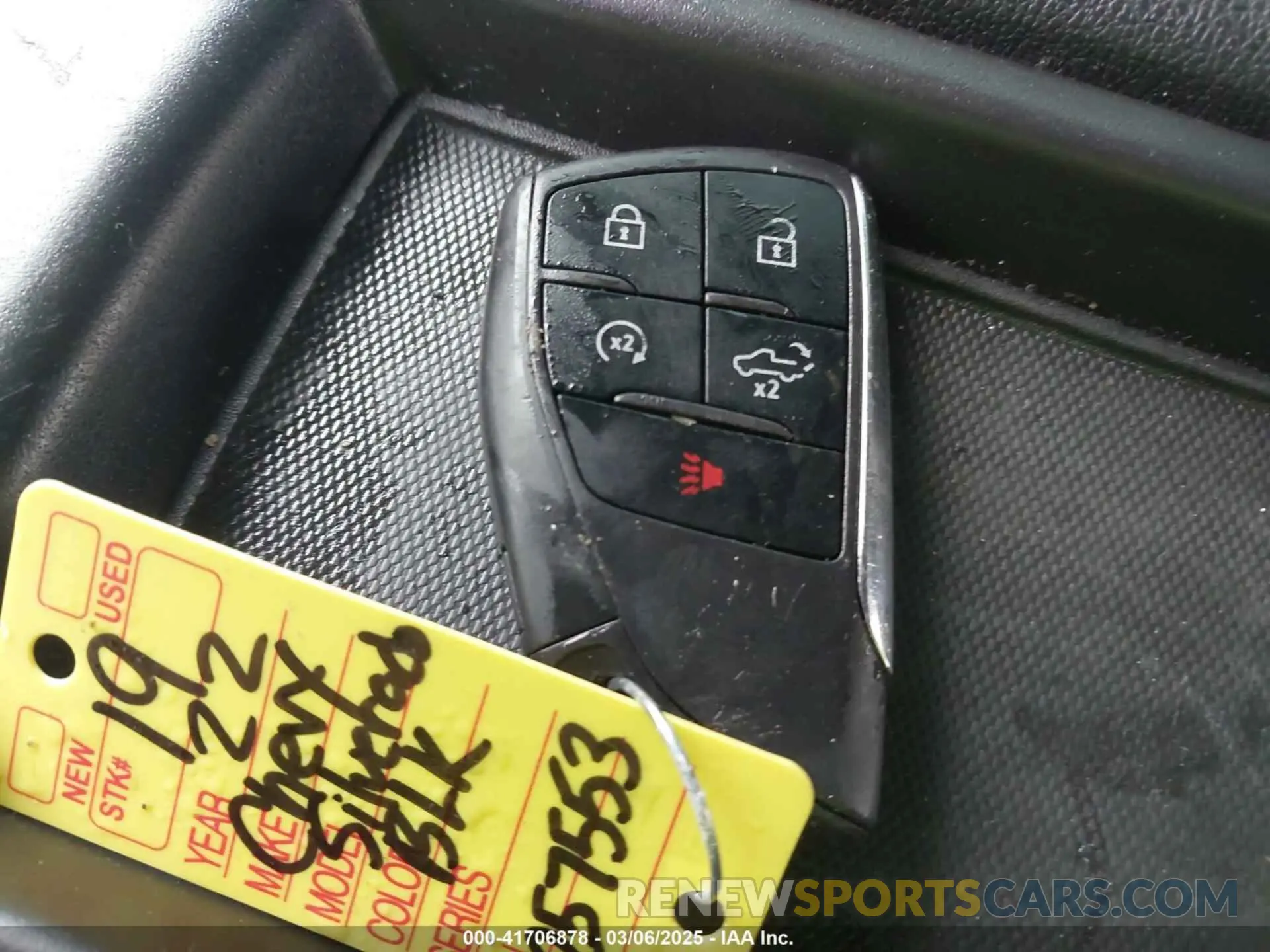 11 Photograph of a damaged car 3GCPDBEK1NG685735 CHEVROLET SILVERADO 1500 2022