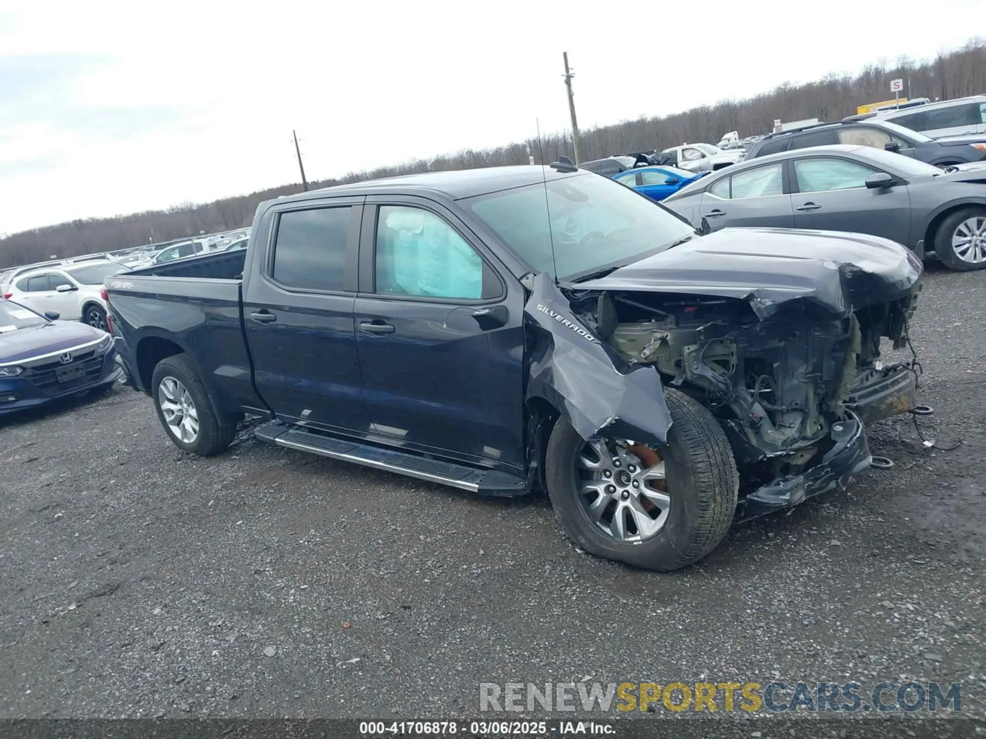 13 Photograph of a damaged car 3GCPDBEK1NG685735 CHEVROLET SILVERADO 1500 2022