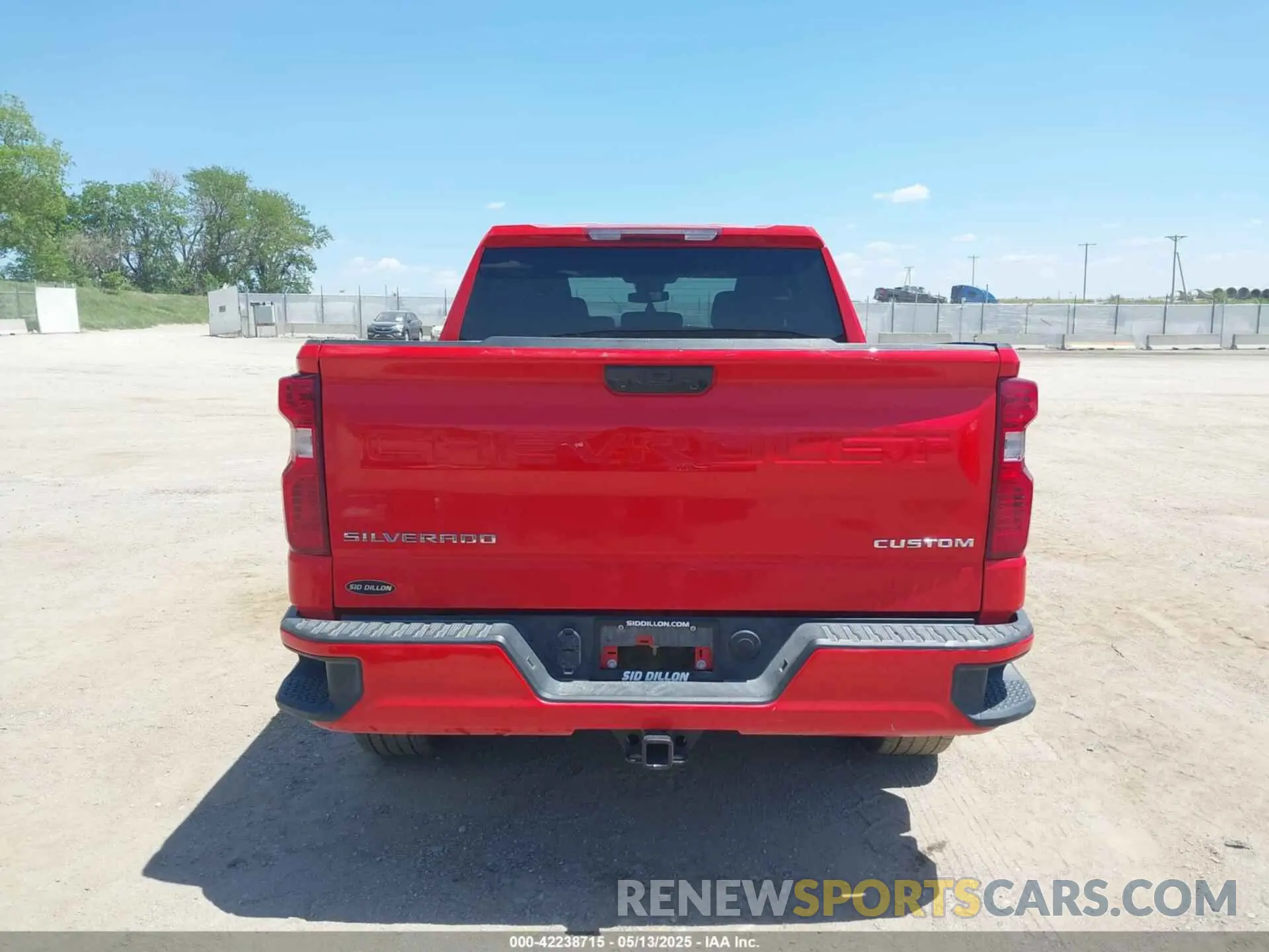 17 Photograph of a damaged car 3GCPDBEK2NG572778 CHEVROLET SILVERADO 1500 2022