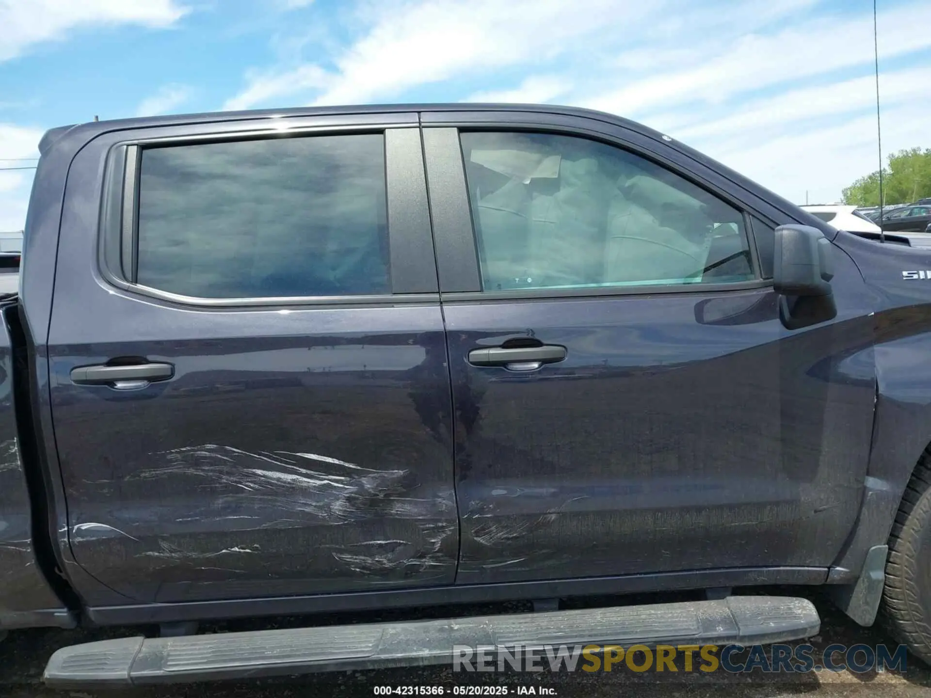 13 Photograph of a damaged car 3GCPDBEK2NG599186 CHEVROLET SILVERADO 1500 2022