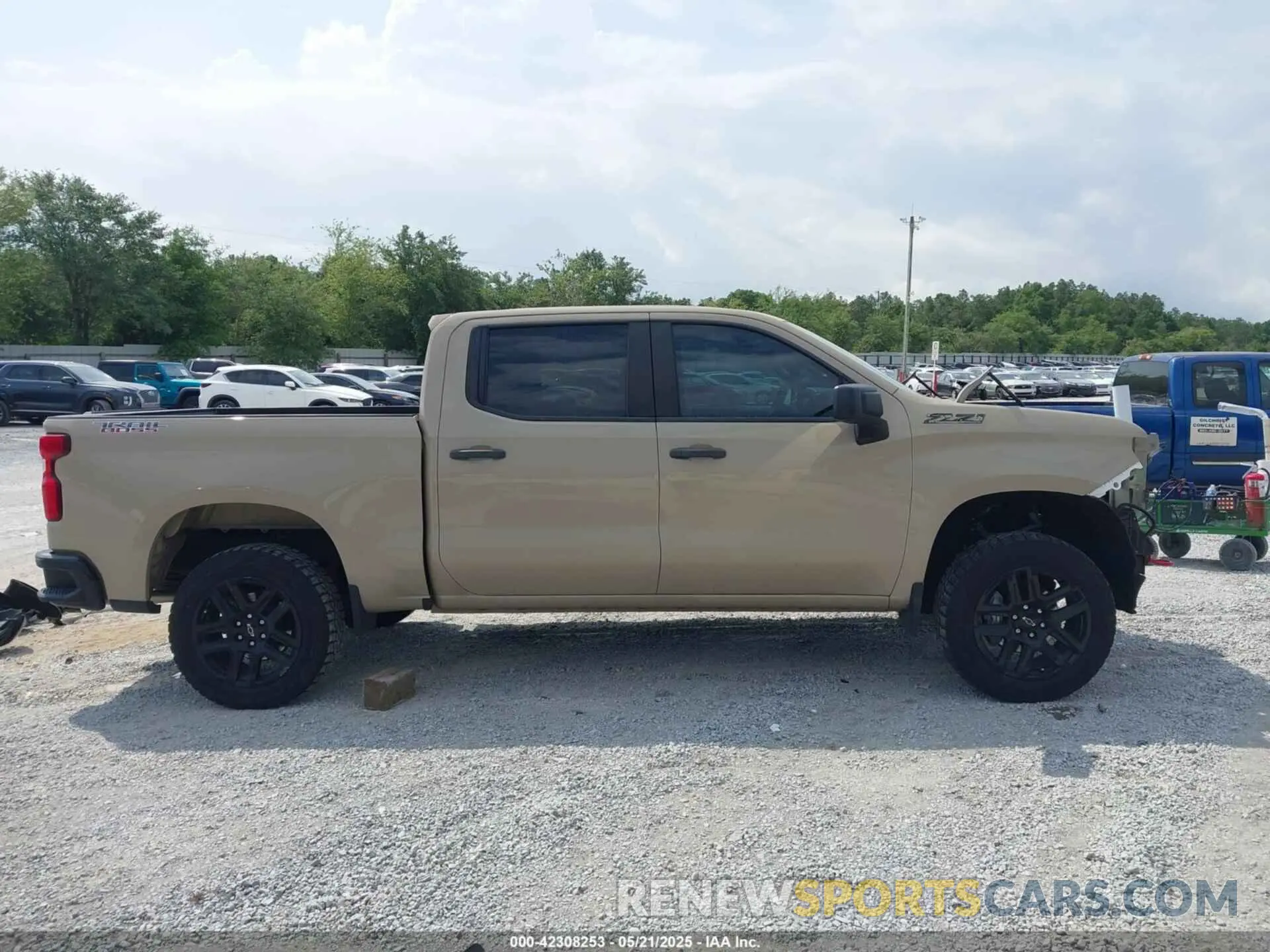 14 Photograph of a damaged car 3GCPDCED1NG639300 CHEVROLET SILVERADO 1500 2022