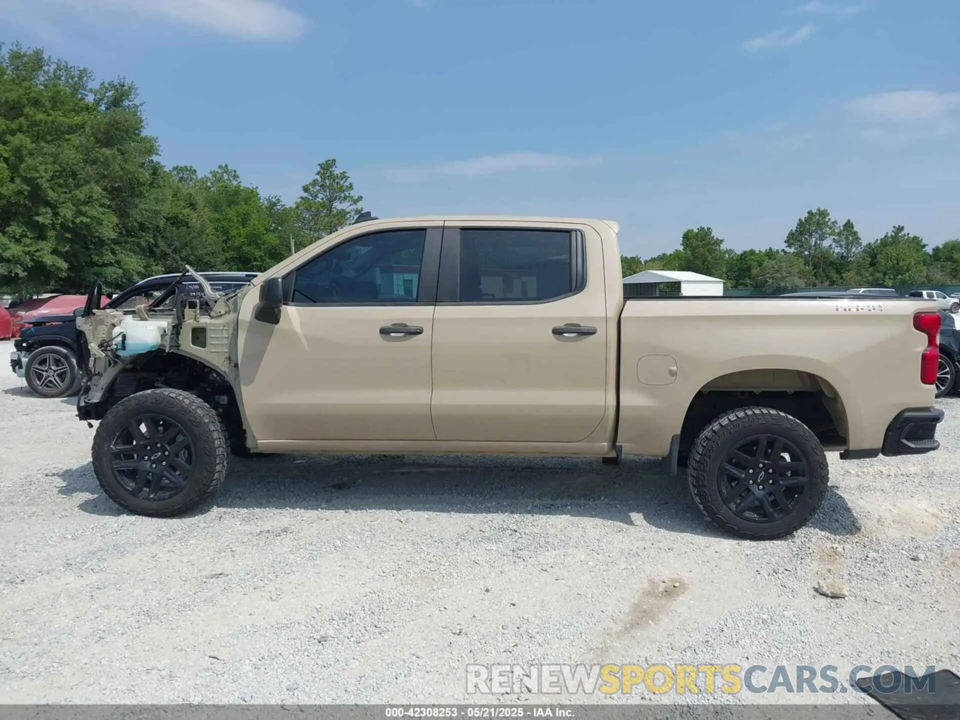 15 Photograph of a damaged car 3GCPDCED1NG639300 CHEVROLET SILVERADO 1500 2022