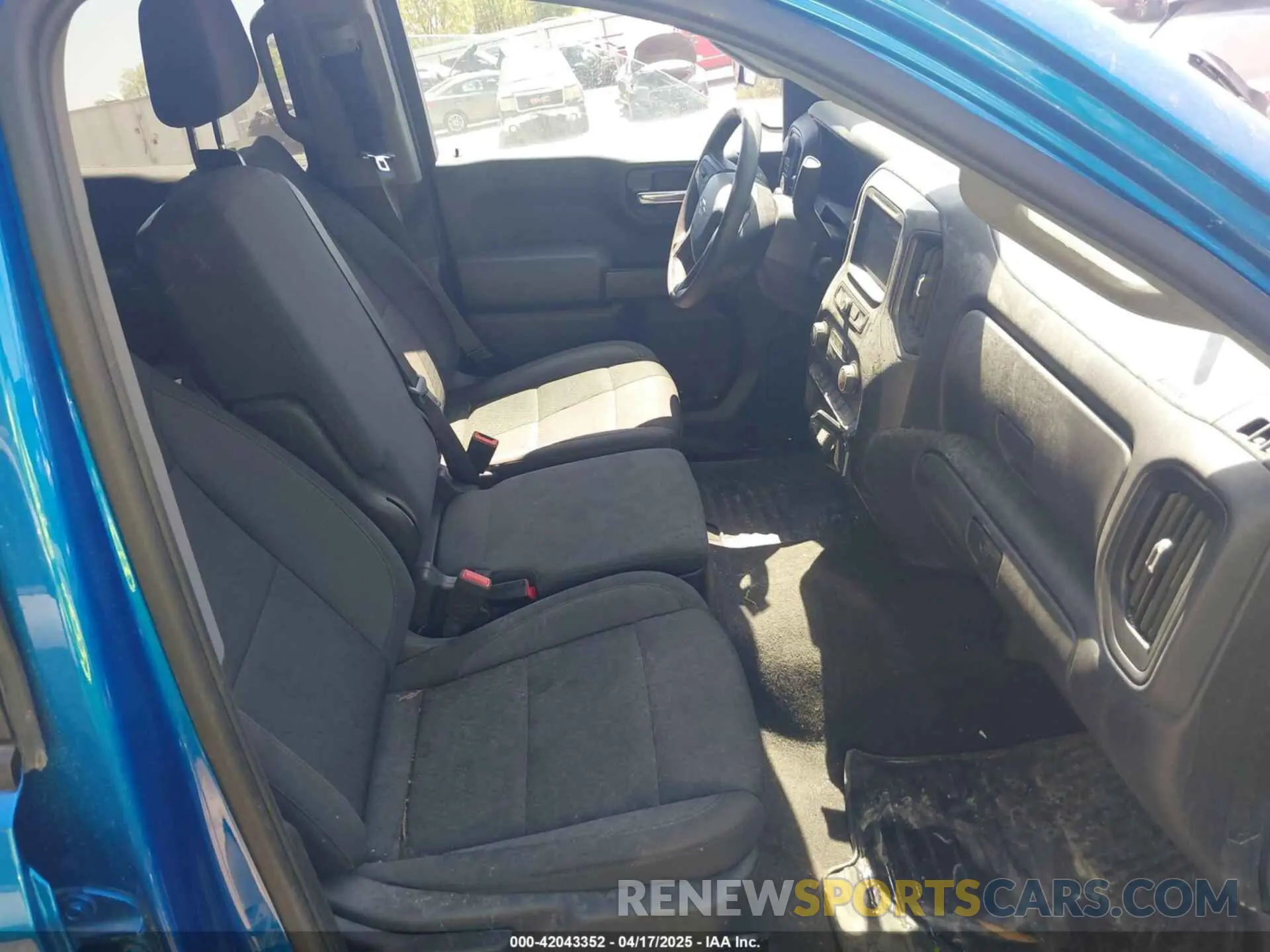 5 Photograph of a damaged car 3GCPDCED4NG599407 CHEVROLET SILVERADO 1500 2022
